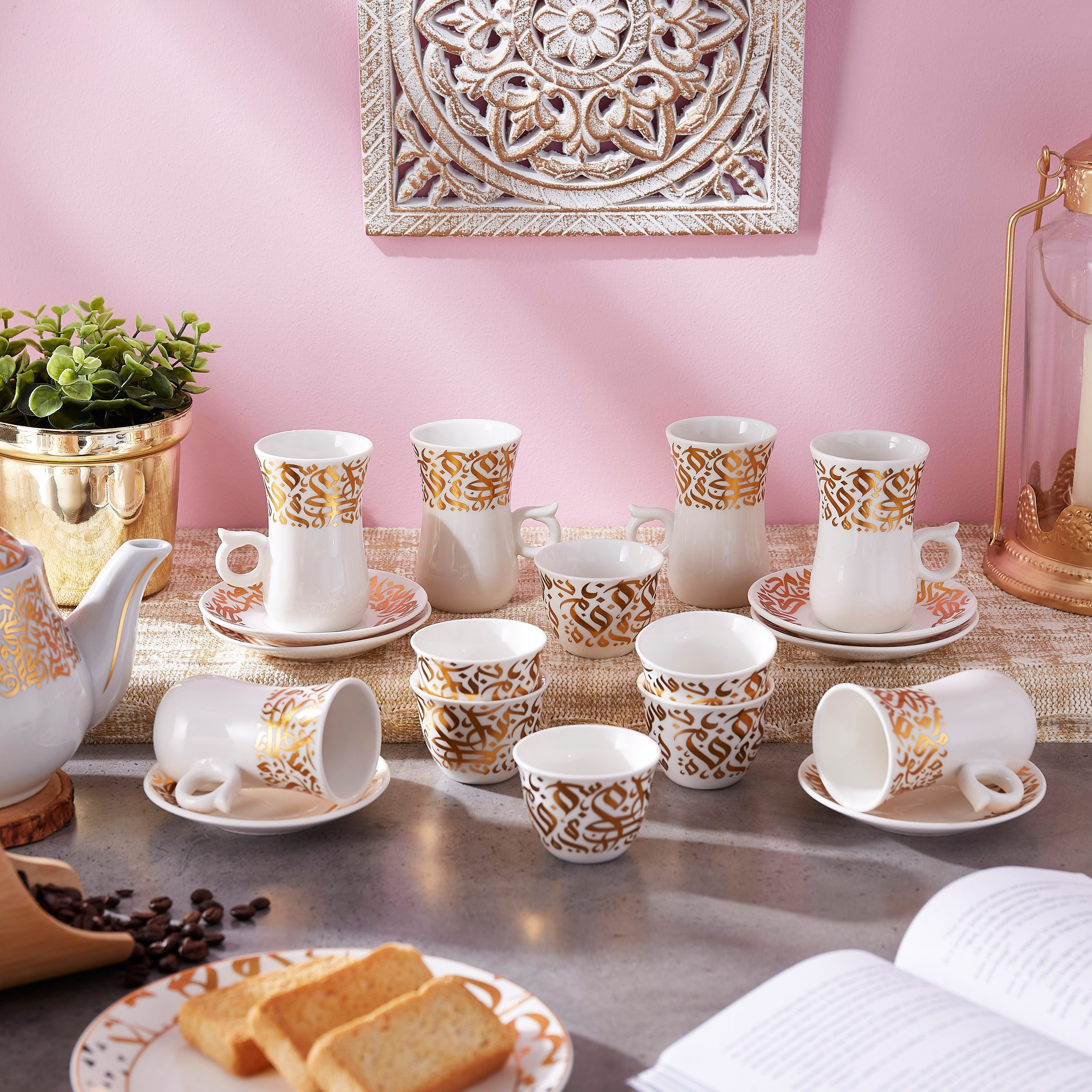 طقم استكان وقهوة بطبعات كاليجرافي- 18 قطعة-hbxhomeware-hbxkitchen-image-4