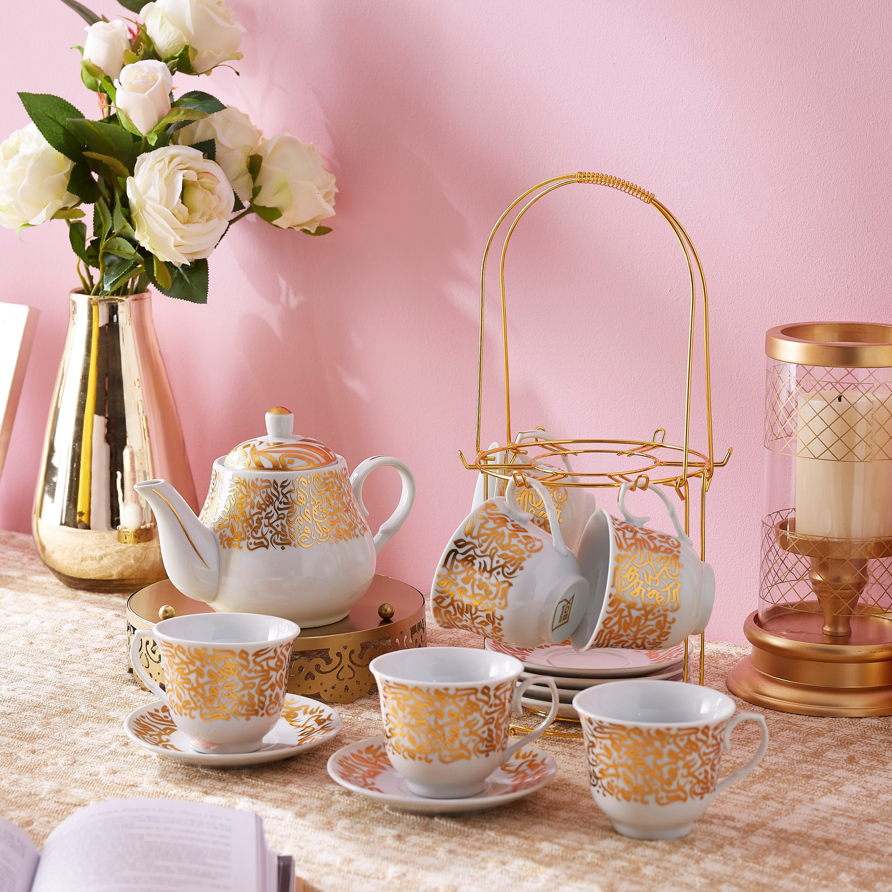طقم جلسة شاي مع حامل بتصميم كاليجرافي - 15 قطعة-hbxhomeware-diningandtabletop-coffeeandteasets-image-6