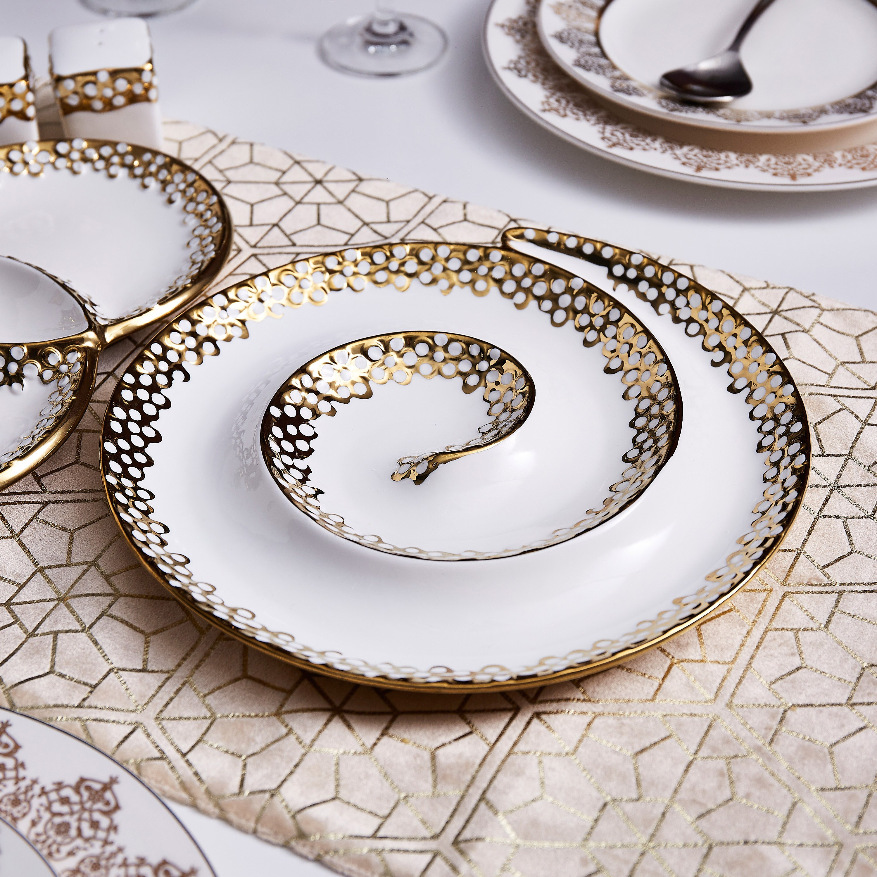 طقم تقديم للتسالي 6 قطع من فيستيف-hbxdecorandfurnishings-tabletop-serveware-image-4