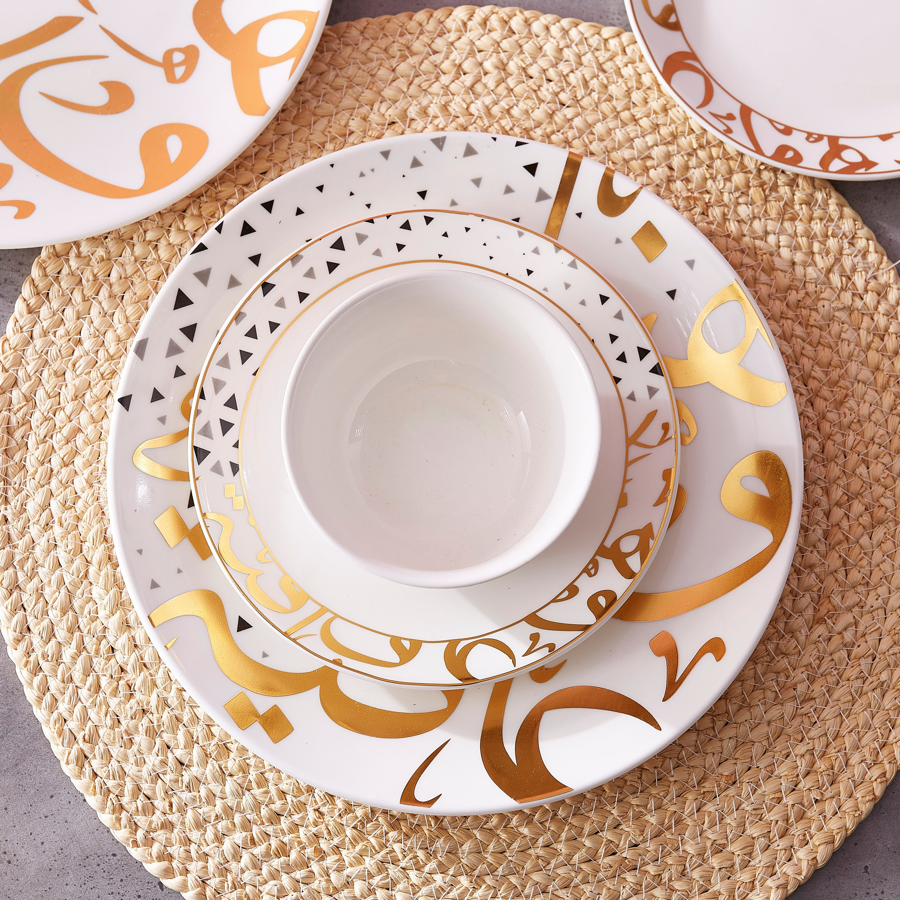 طقم عشاء 12 قطعة من كاليجرافي-hbxhomeware-hbxkitchen-image-2