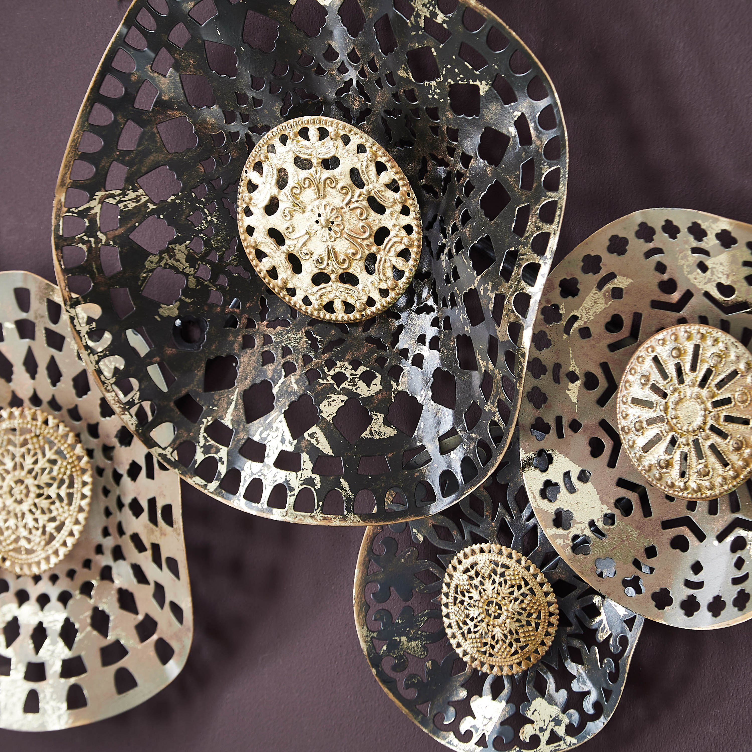زينة حائط بدوائر معدنية من آريس-hbxdiningroom-walldecor-wallart-image-3