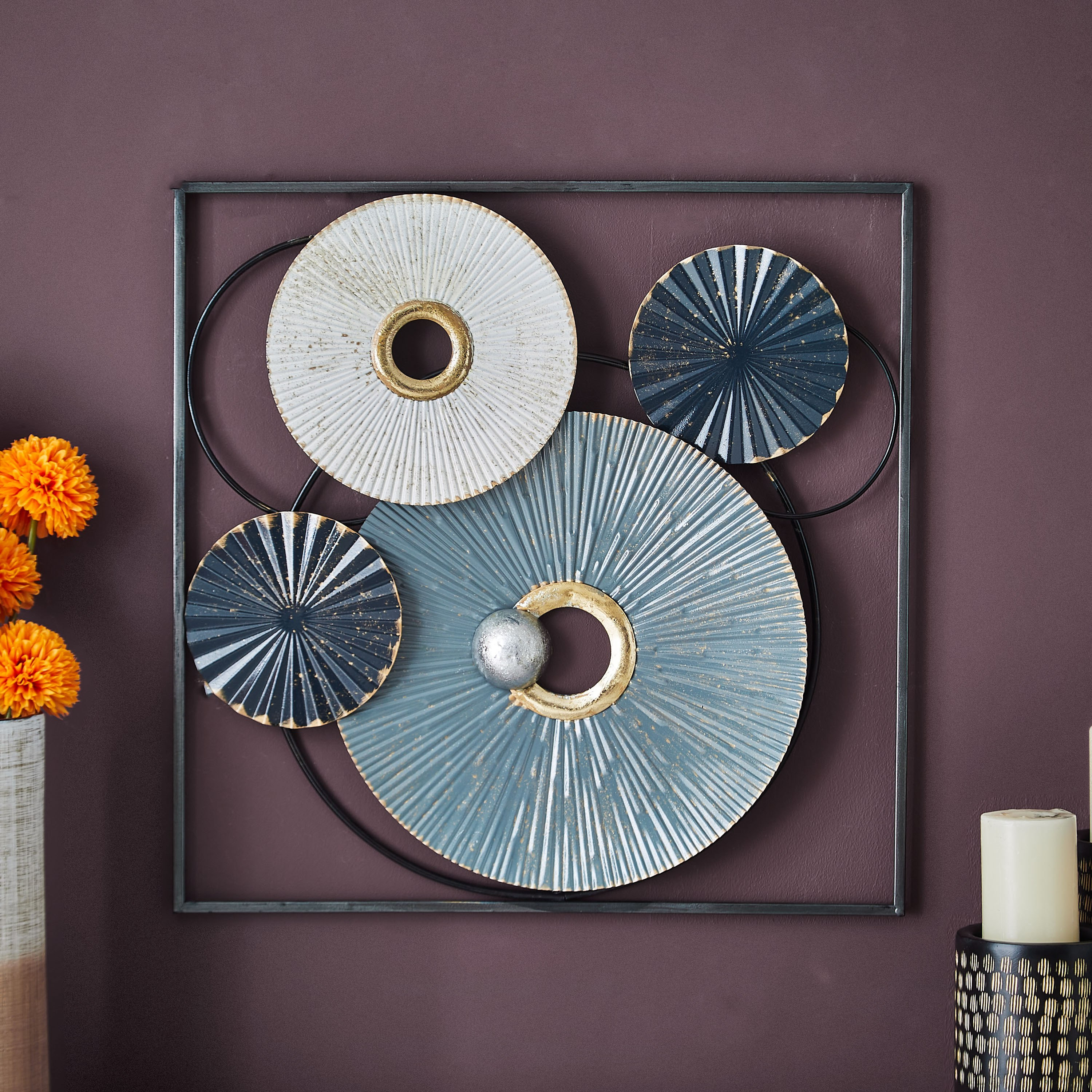 لوحة حائط مؤطرة على شكل دوائر معدنية من آريس-hbxdiningroom-walldecor-wallart-image-1