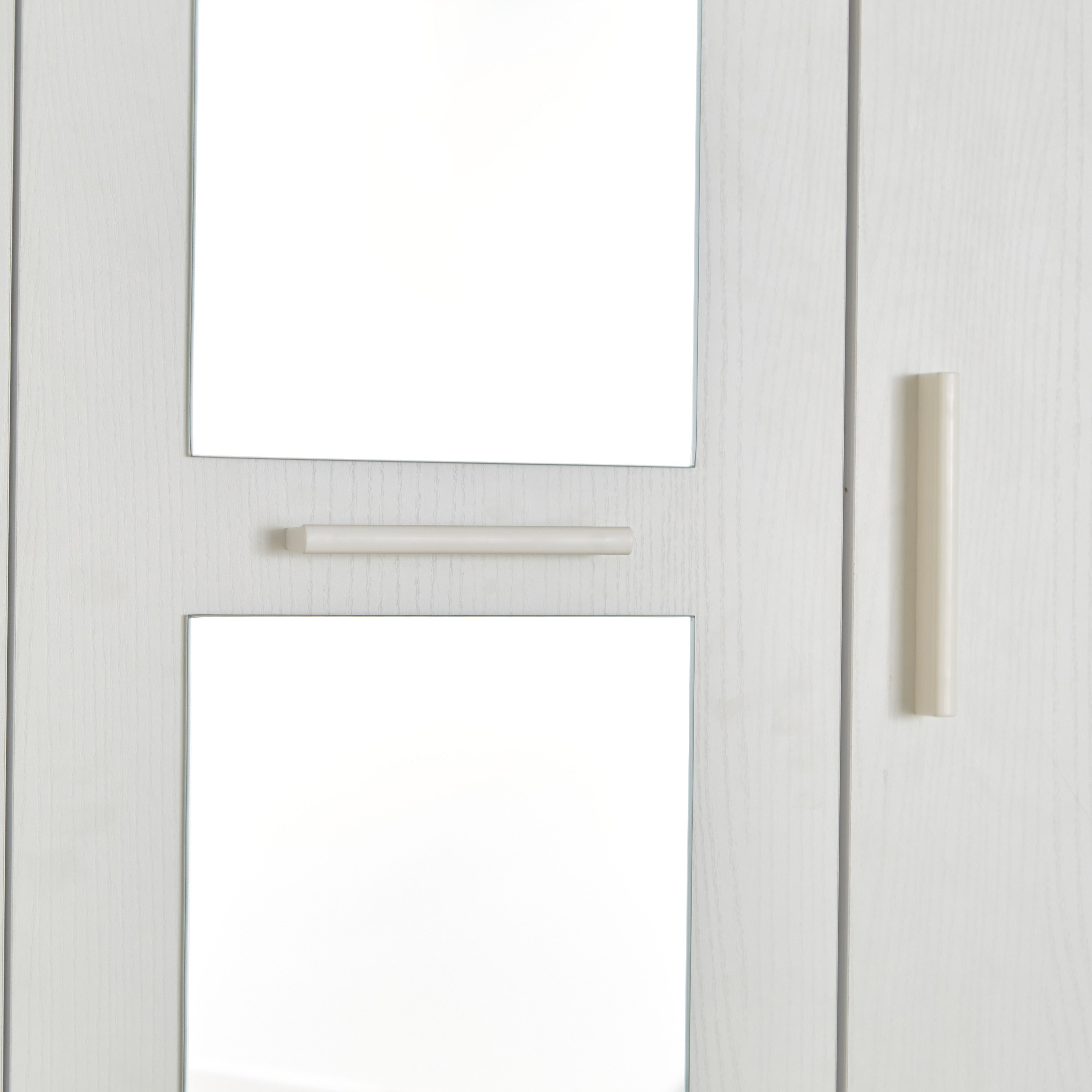 خزانة ملابس بـ4 أبواب ومرآة من بوسطن-hbxfurniture-wardrobes-image-7