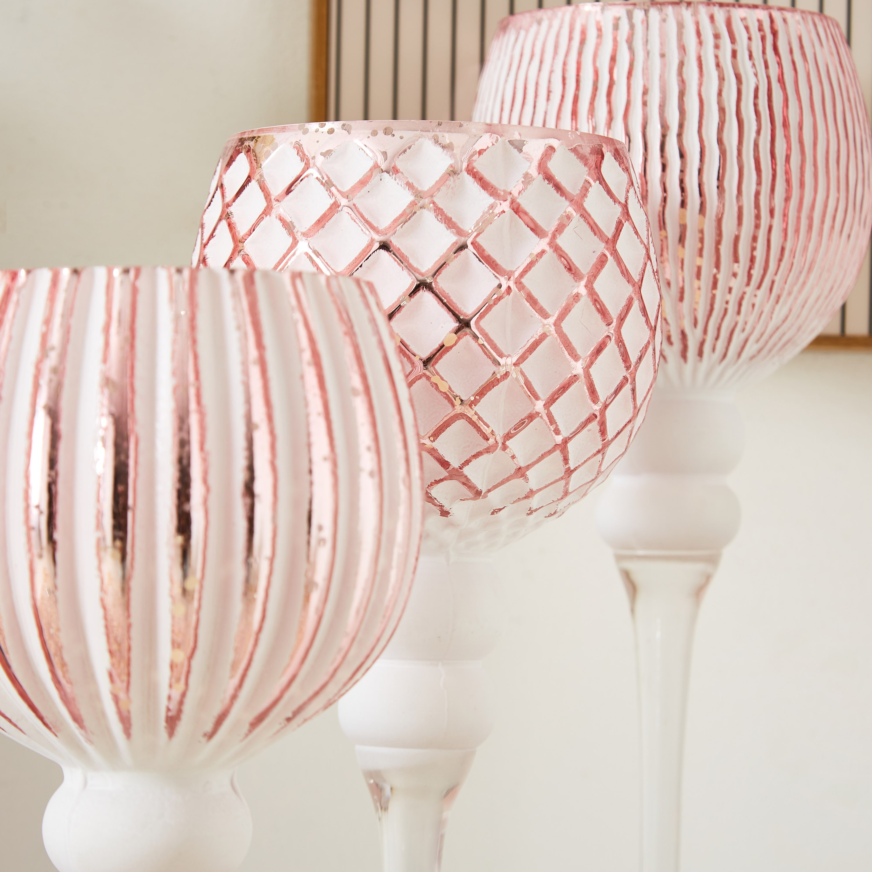 حامل شموع زجاجي من جورجيا - طقم من 3 قطع-hbxlivingroom-decorandaccessories-candleholders-image-3