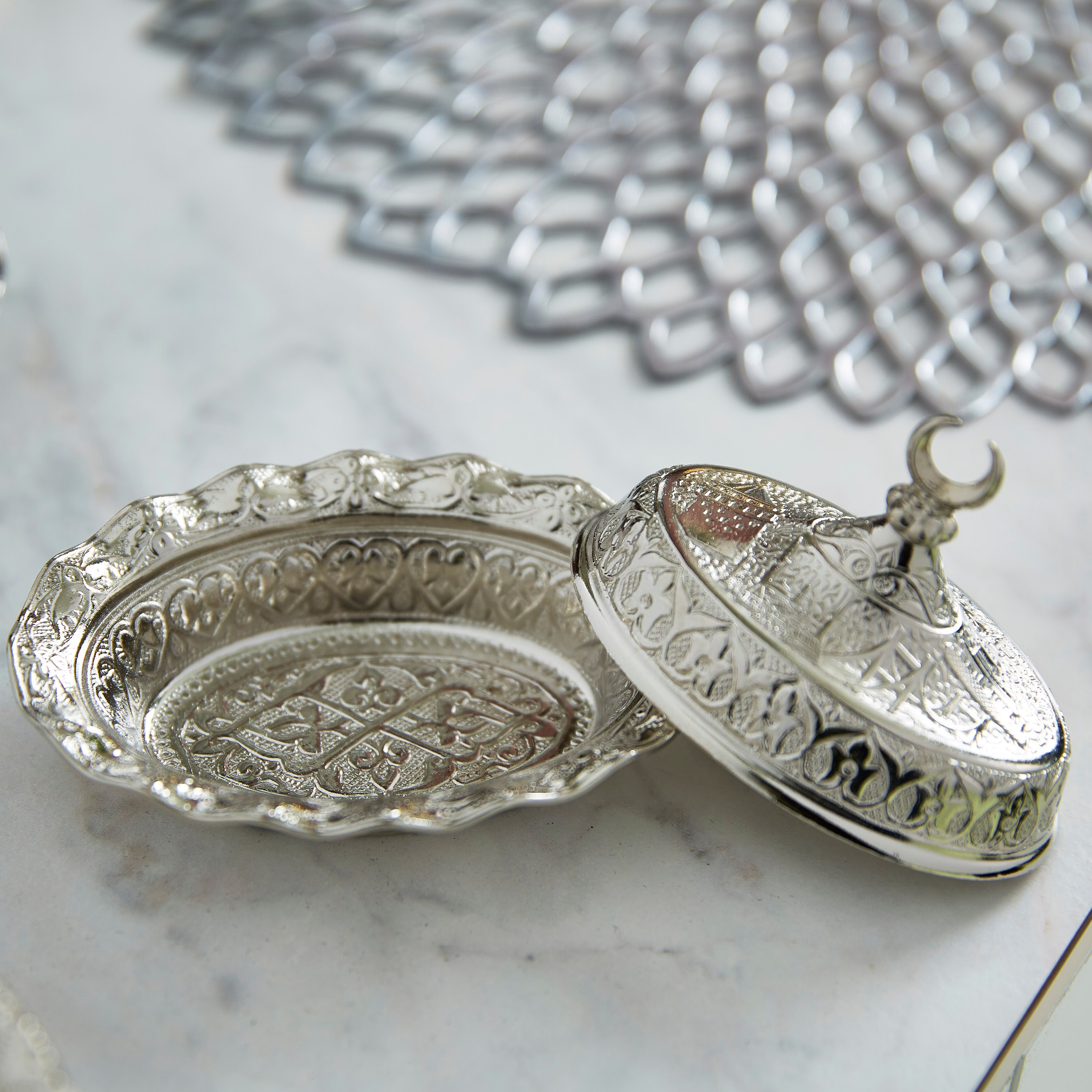 وعاء ديلايت بيضاوي من جراسيا - 7x5 سم-hbxdecorandfurnishings-tabletop-serveware-image-2