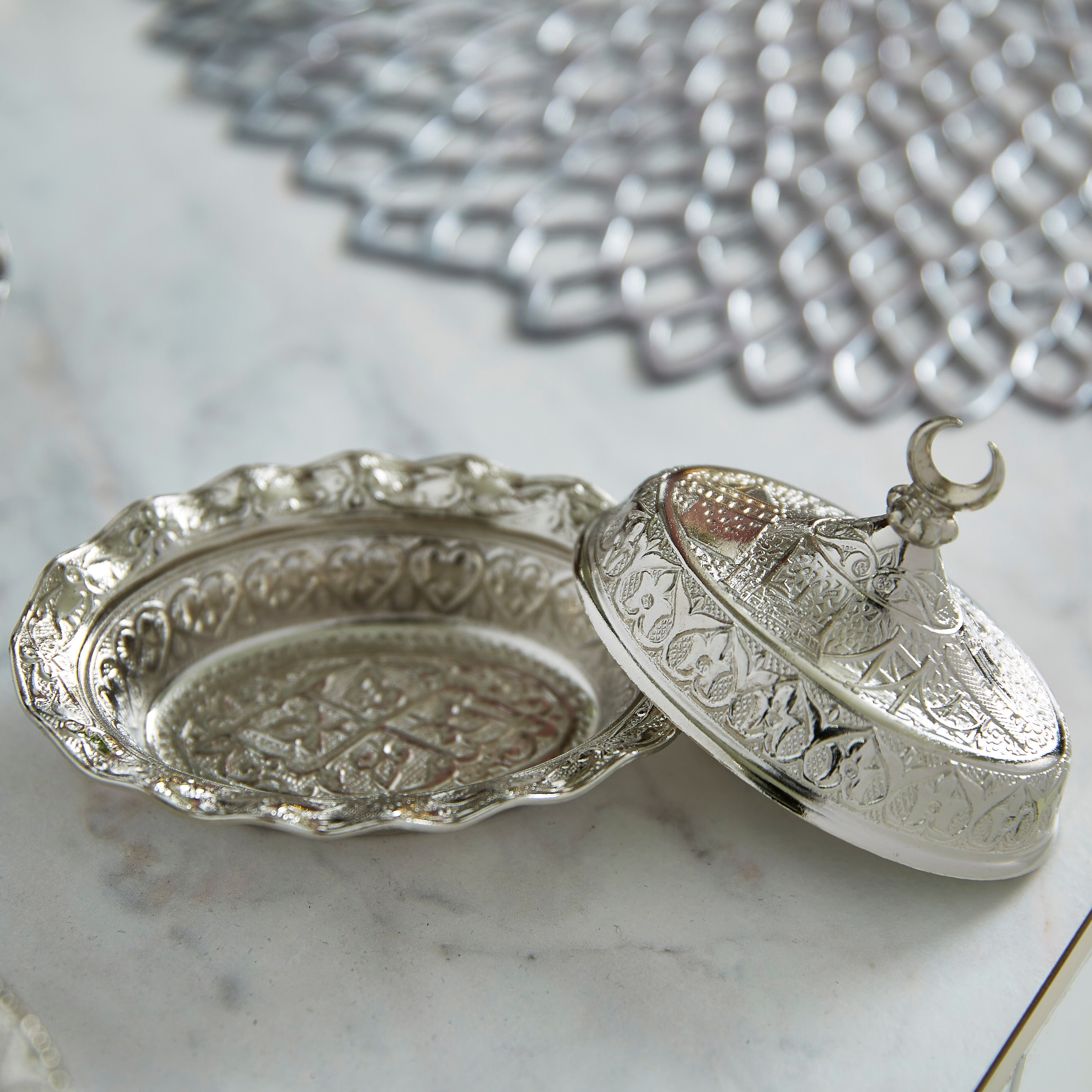وعاء ديلايت بيضاوي من جراسيا - 7x5 سم-hbxdecorandfurnishings-tabletop-serveware-image-3