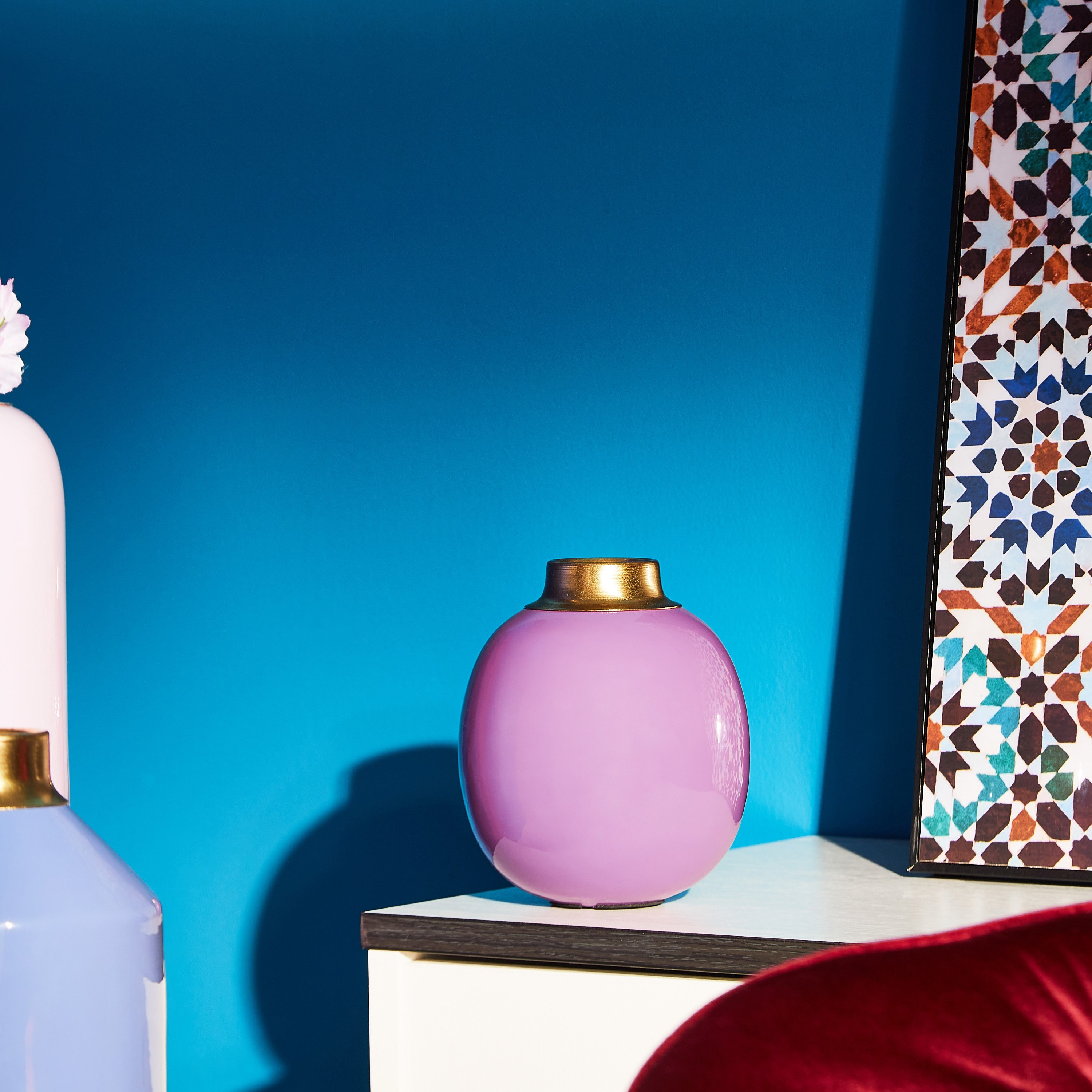 مزهرية ورد معدنية من آفرين-hbxbedroom-decorandaccessories-vases-image-2