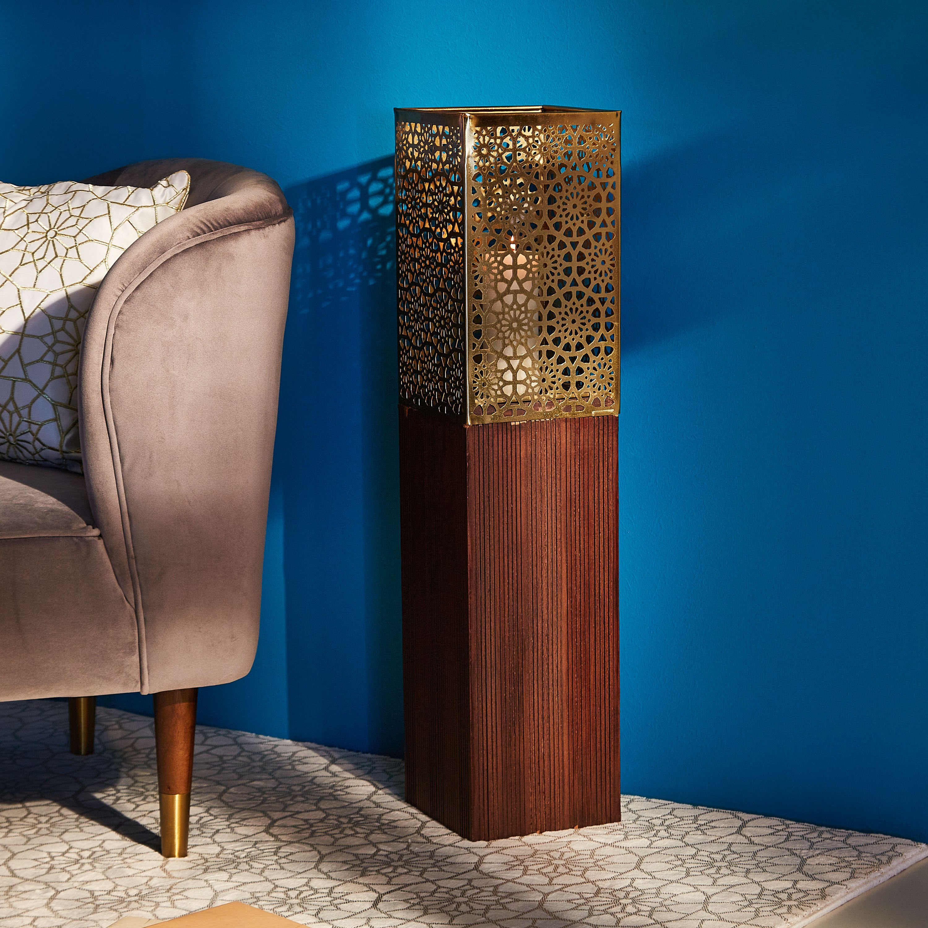 حامل شموع للأرضيات من الخشب والمعدن كالين من مشربية أفرين - 85 سم-hbxlivingroom-decorandaccessories-candleholders-image-2