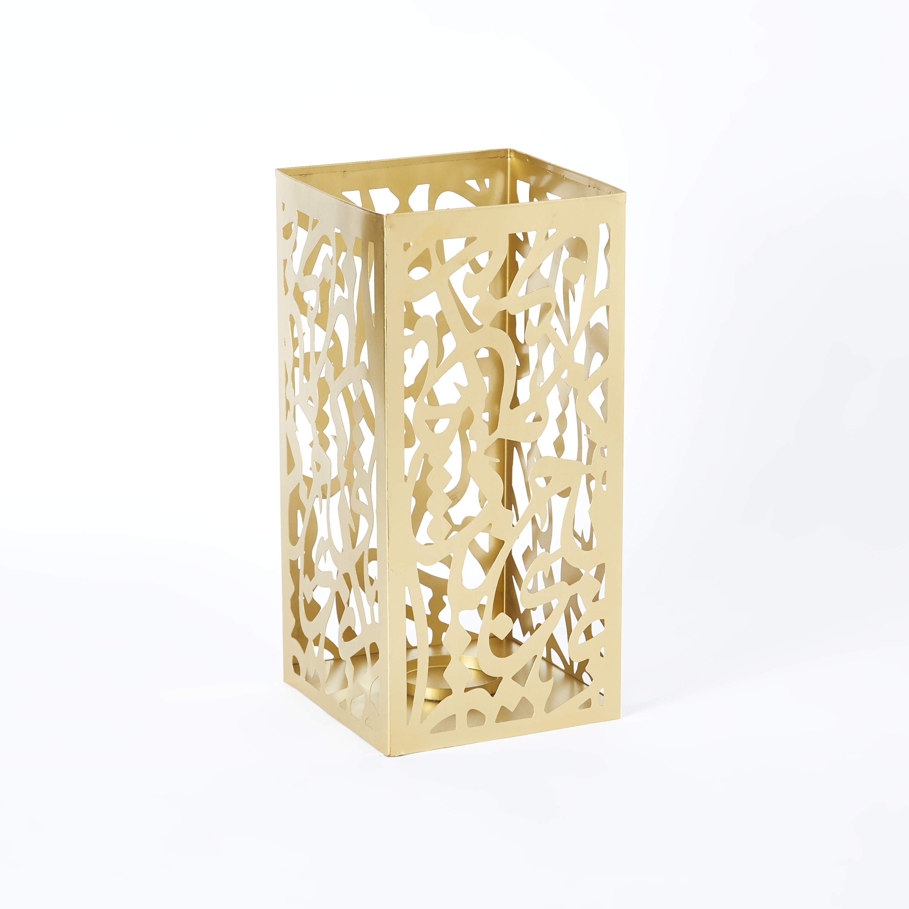 حامل شموع معدني بفن الخط من آفرين-hbxlivingroom-decorandaccessories-candleholders-image-5