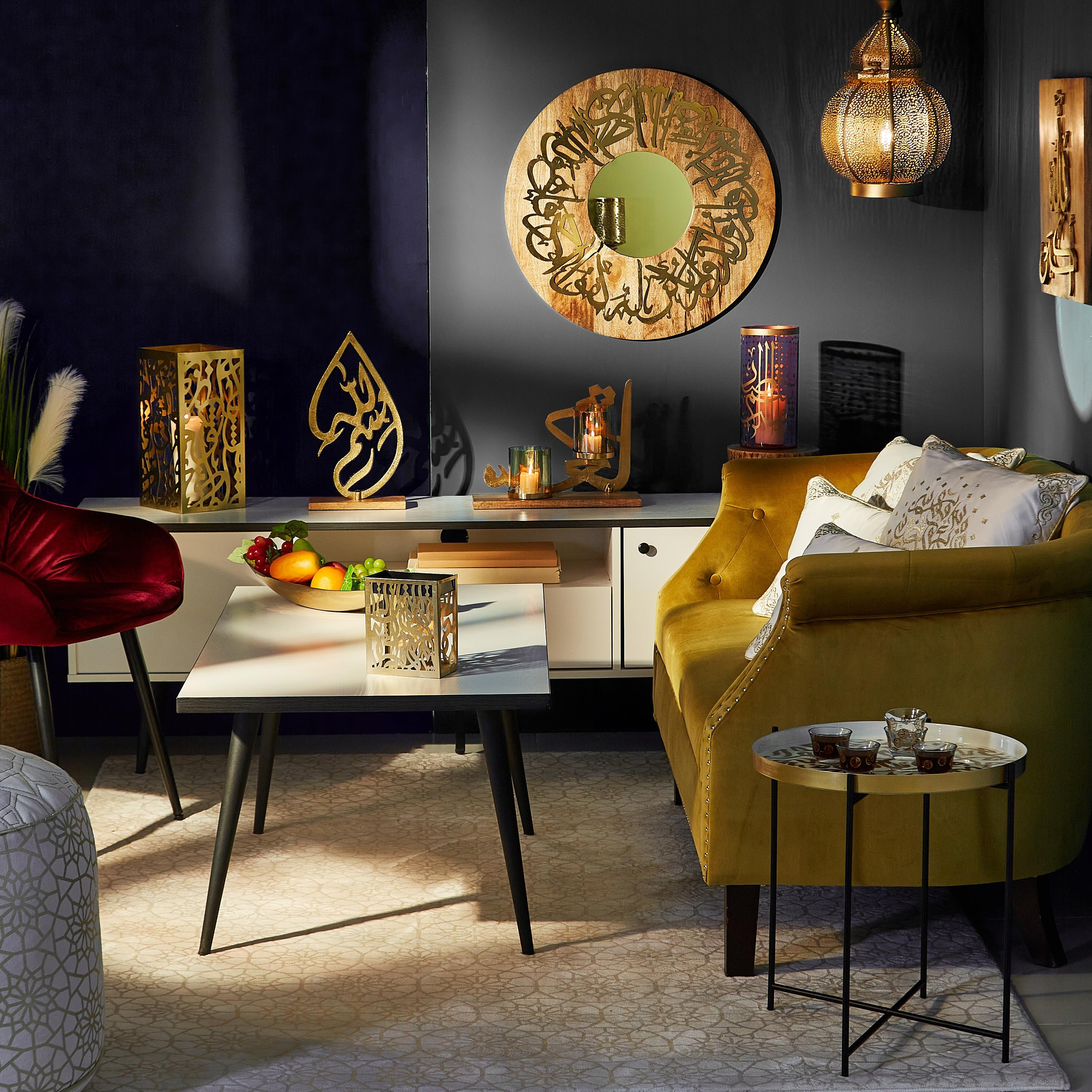 تمثال معدني بتصميم خط عربي من آفرين-hbxhomeware-homedecor-figurinesandornaments-image-3