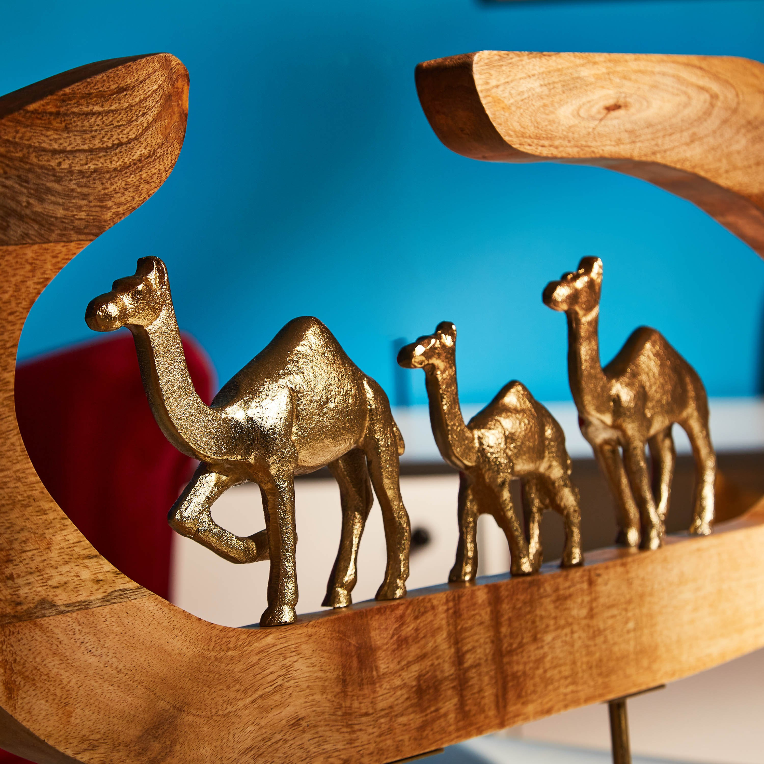 قطعة ديكور من المعدن والخشب لعائلة جمال من أفرين-hbxhomeware-homedecor-figurinesandornaments-image-2
