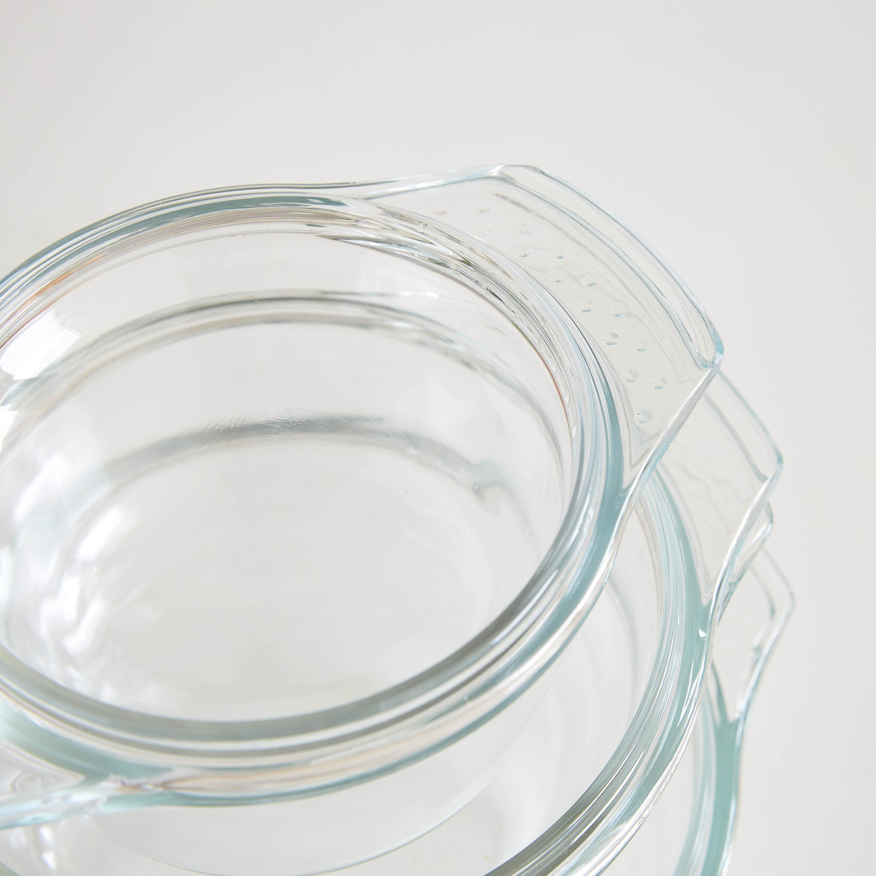 كسرولة بمقبض منقط بغطاء من جراسيا- 750 مل-hbxkitchen-bakeware-image-3