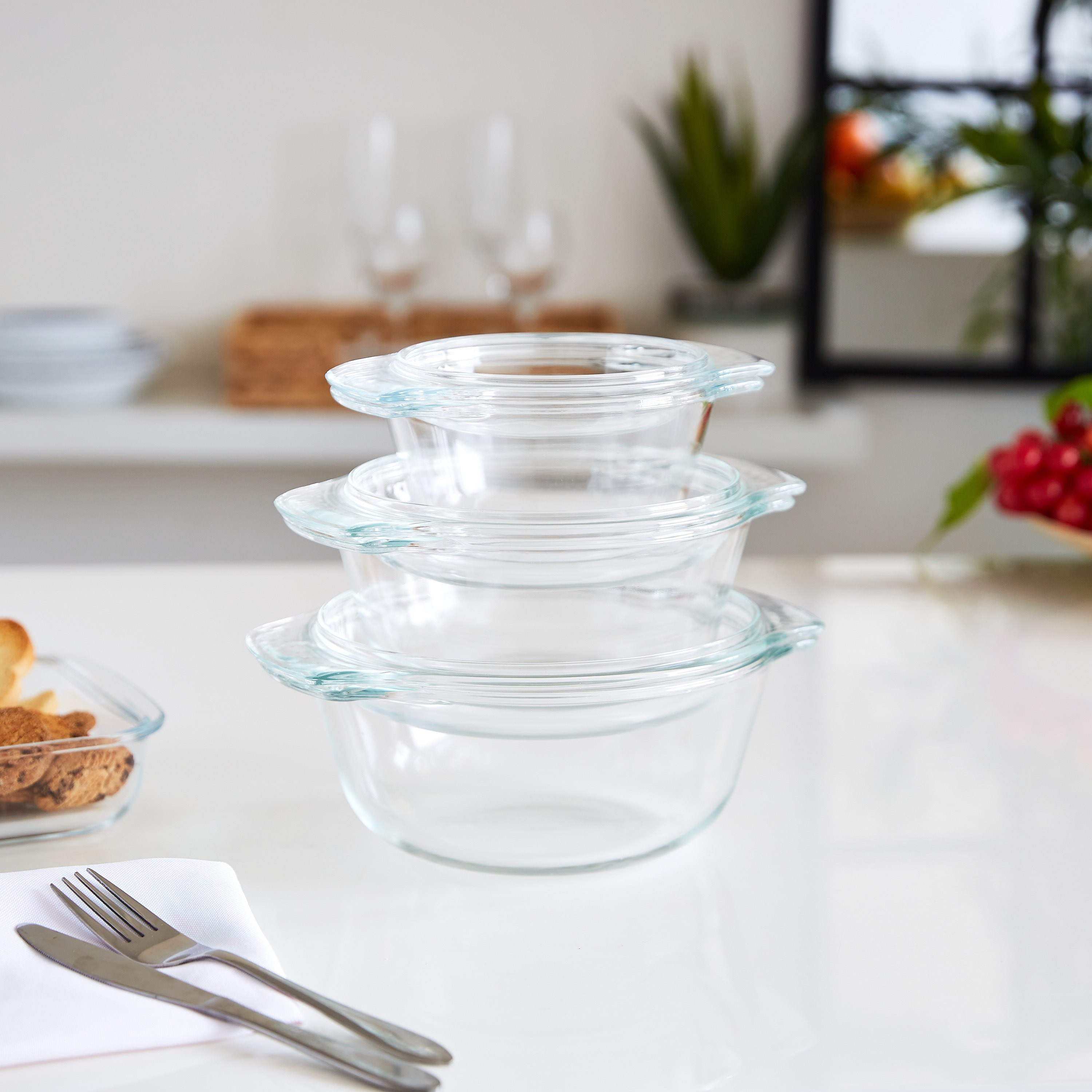 كسرولة بمقبض منقط وغطاء من جراسيا - 1.4 لتر-hbxkitchen-bakeware-image-4