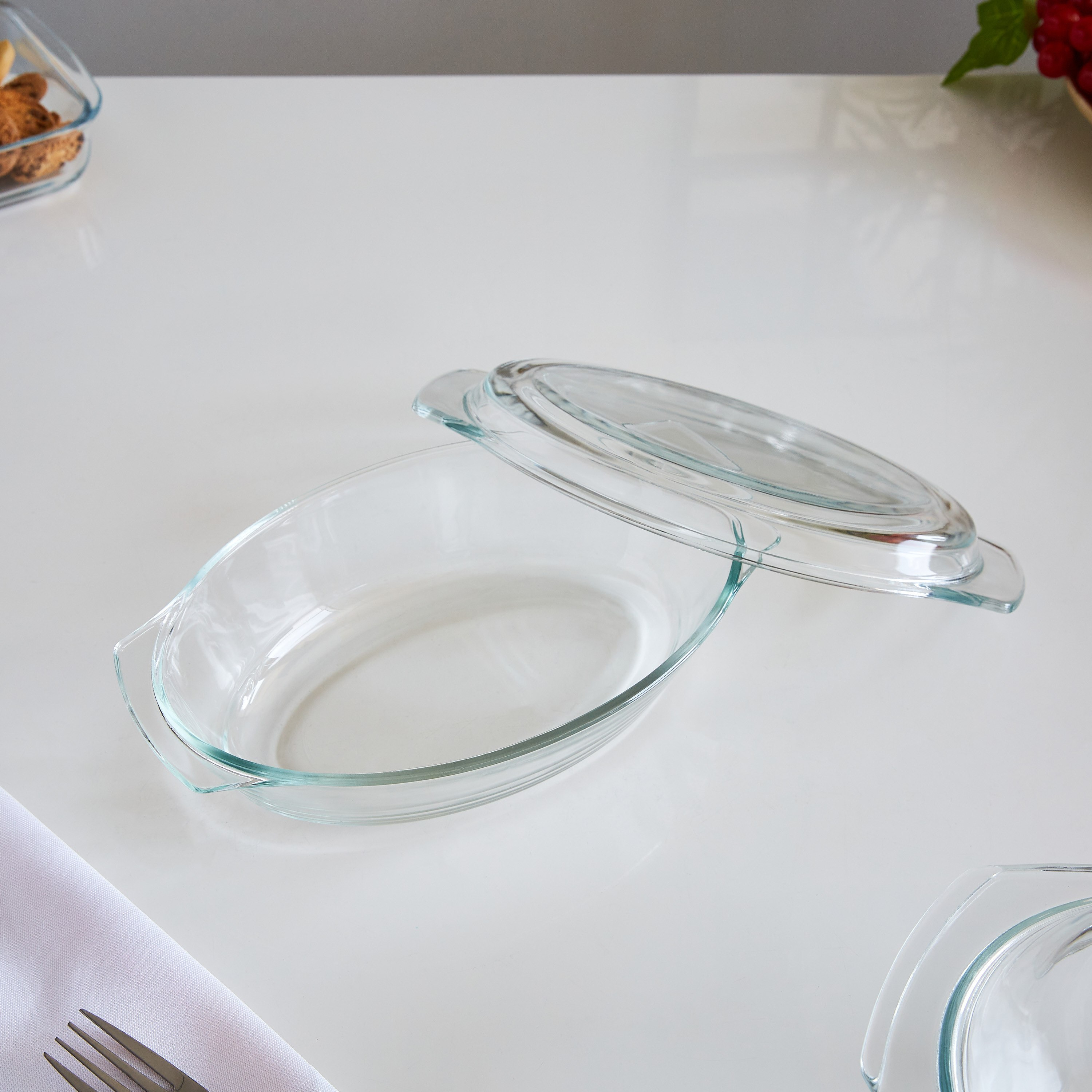 كسرولة بيضاوية بغطاء من جراسيا - 1.5 لتر-hbxkitchen-bakeware-image-2
