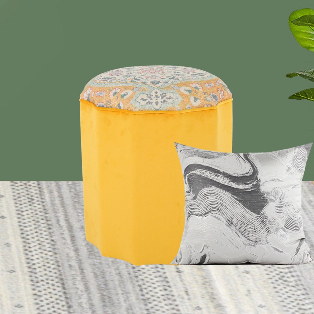 مسند قدم من كارولينا-hbxlivingroom-sofasandarmchairs-ottomansandfootstools-image-1