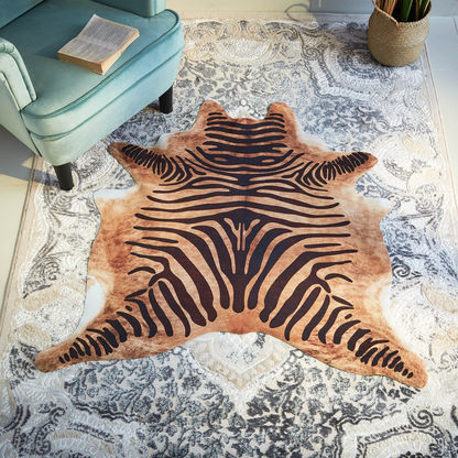 Shop Faux Animal Skin - 120x120 cm Online | Home Box UAE Shop Faux Animal Skin - 120x120 cm Online | Home Box UAE