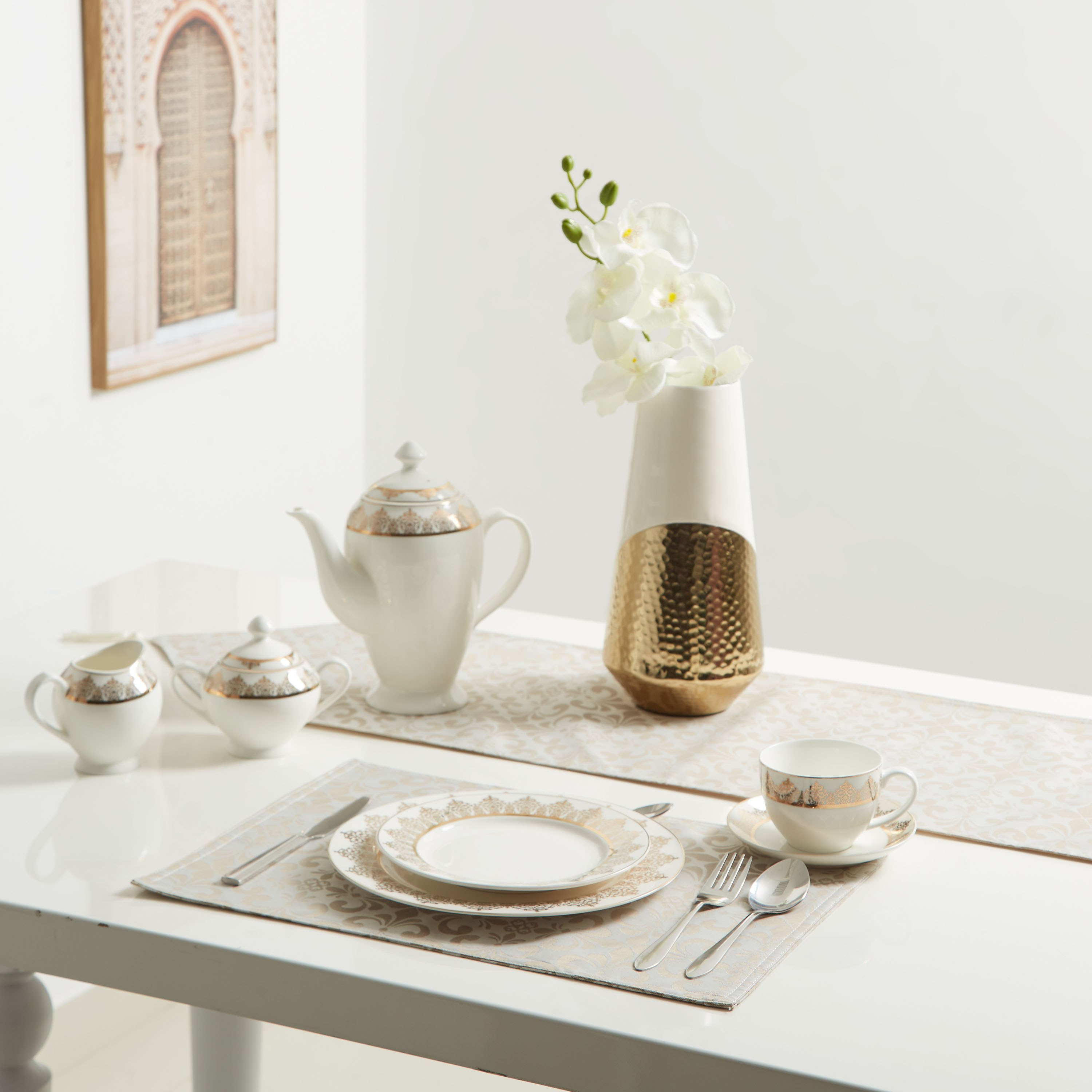 مفرش طاولة جاكار من هاربر - 33x120 سم-hbxdecorandfurnishings-homefurnishings-tablelinens-image-4