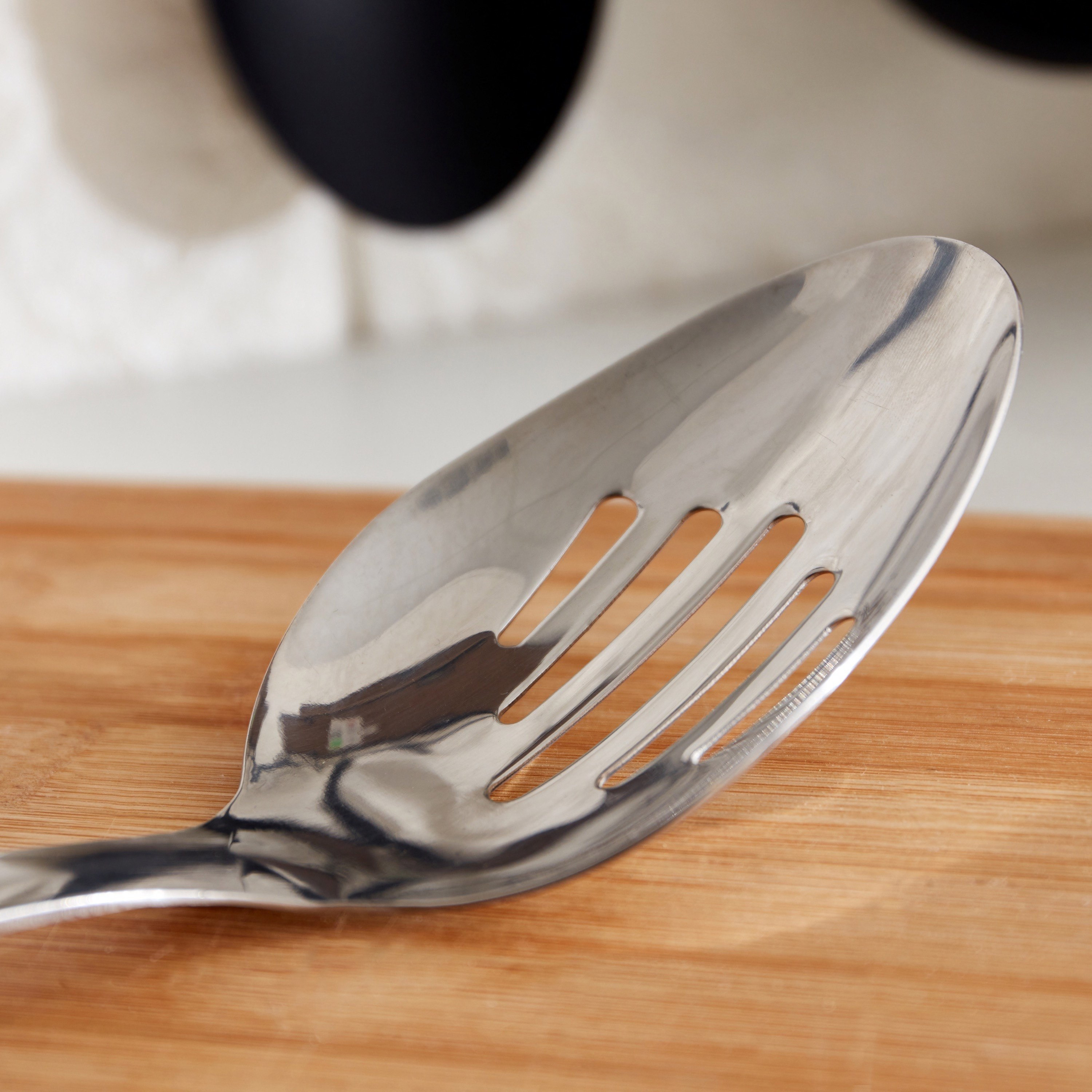 ملعقة طهي بفتحات من جراسيا - 34.6x7 سم-hbxhomeware-hbxkitchen-image-3