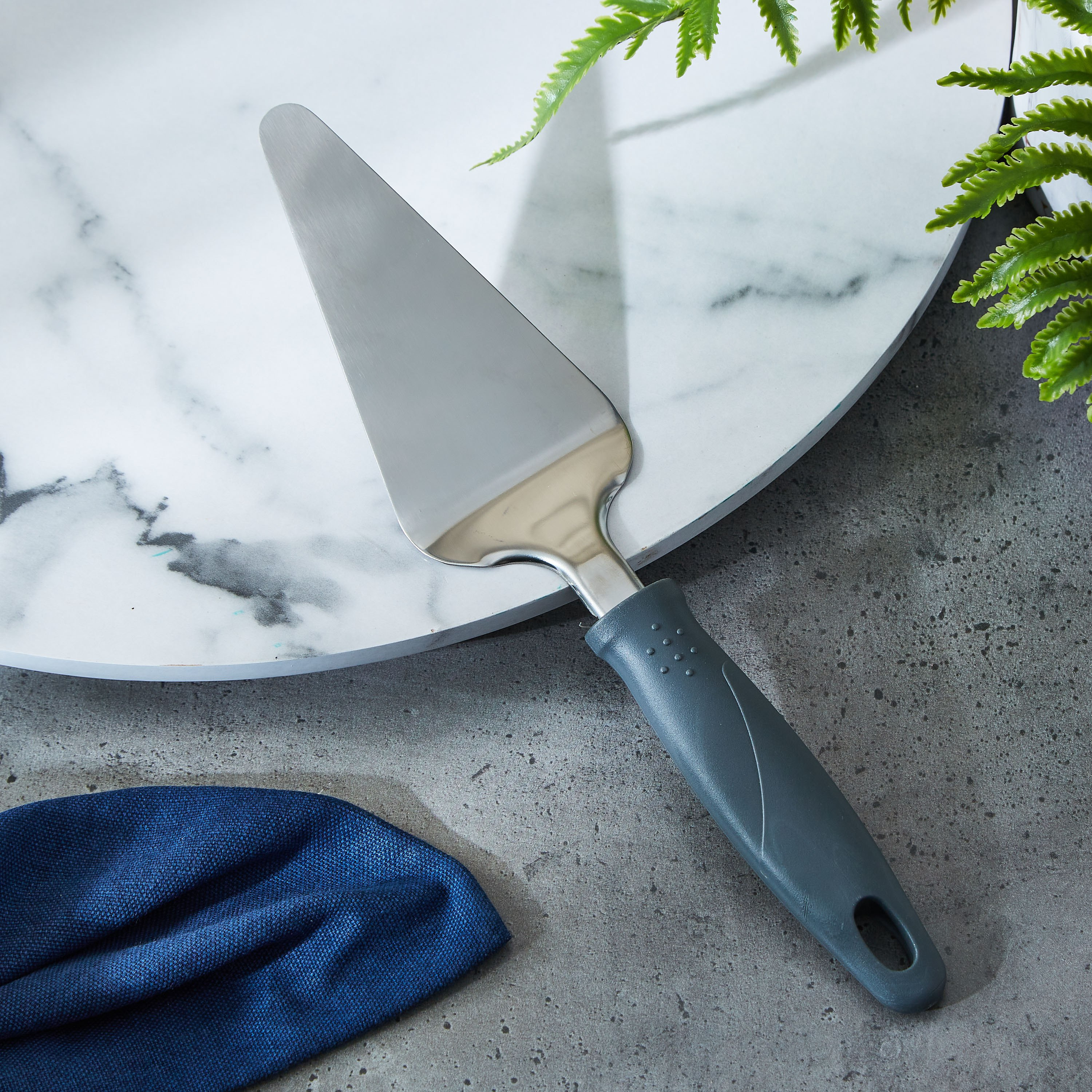 Gracia Cake Server-hbxhomeware-hbxkitchen-image-1