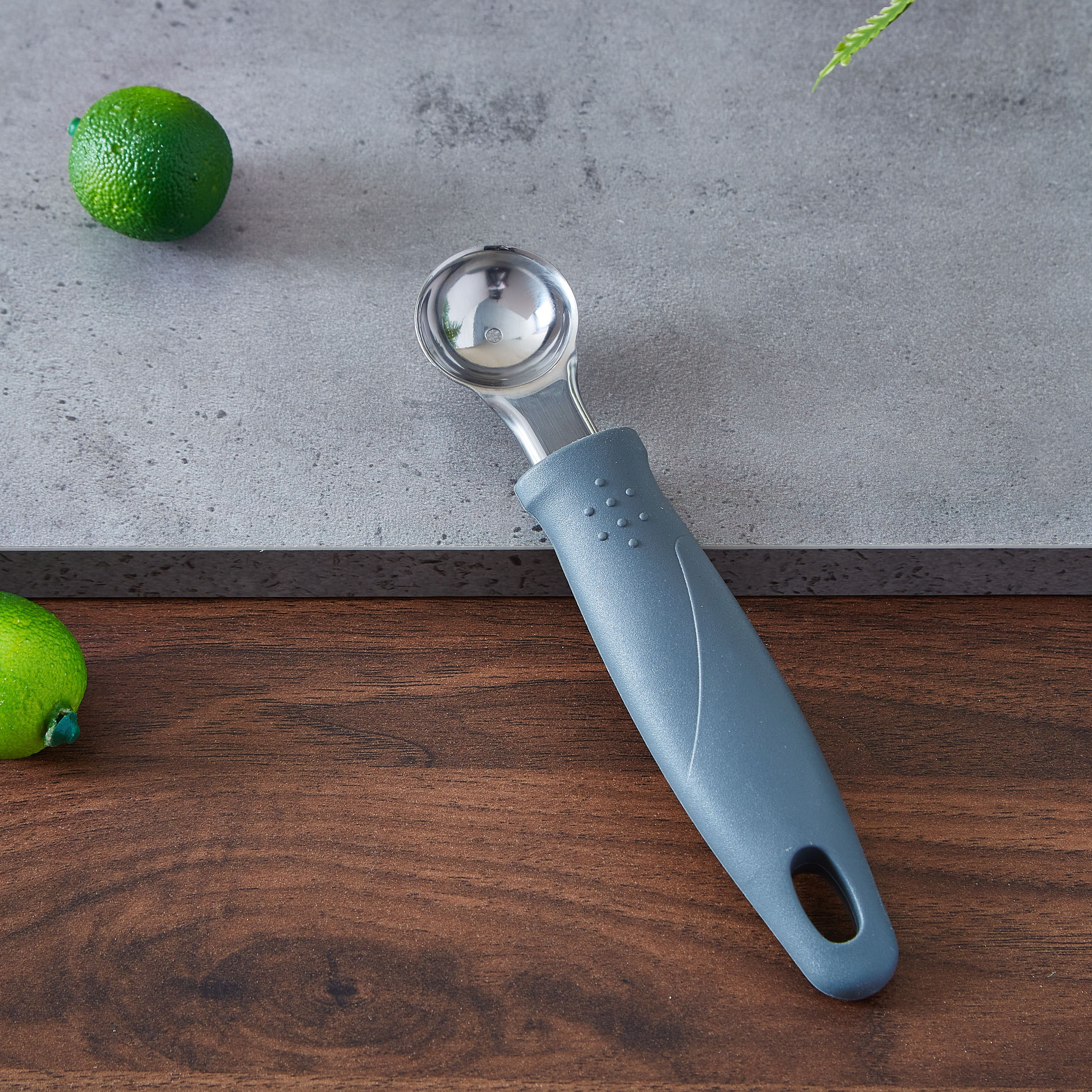 مغرفة كرات بطيخ معدنية من جراسيا-hbxhomeware-hbxkitchen-image-1