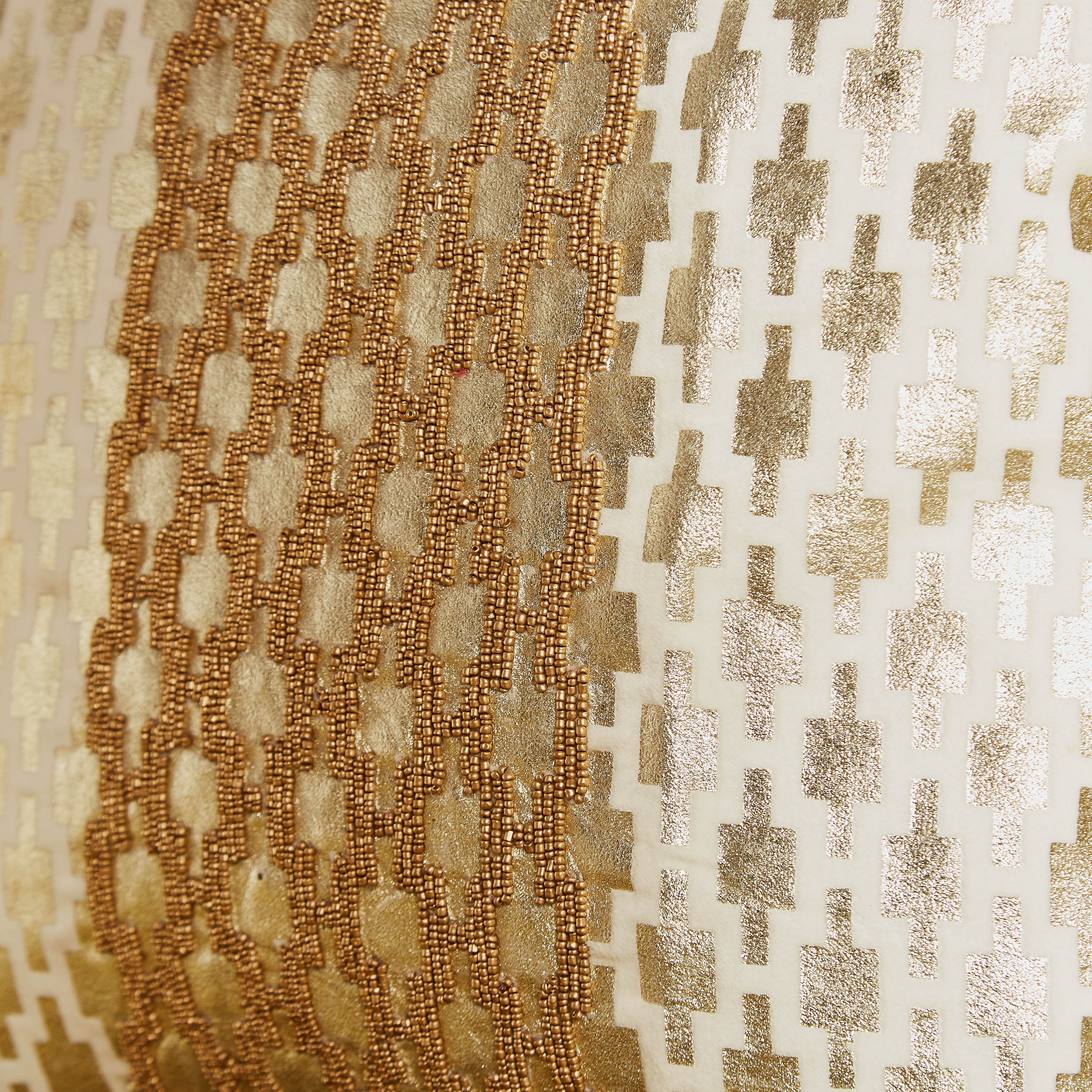 غطاء وسادة مخملي مزين بالخرز من بترا سانا - 45x45 سم-PROMO_HB_AE_B1G1_250925-image-2