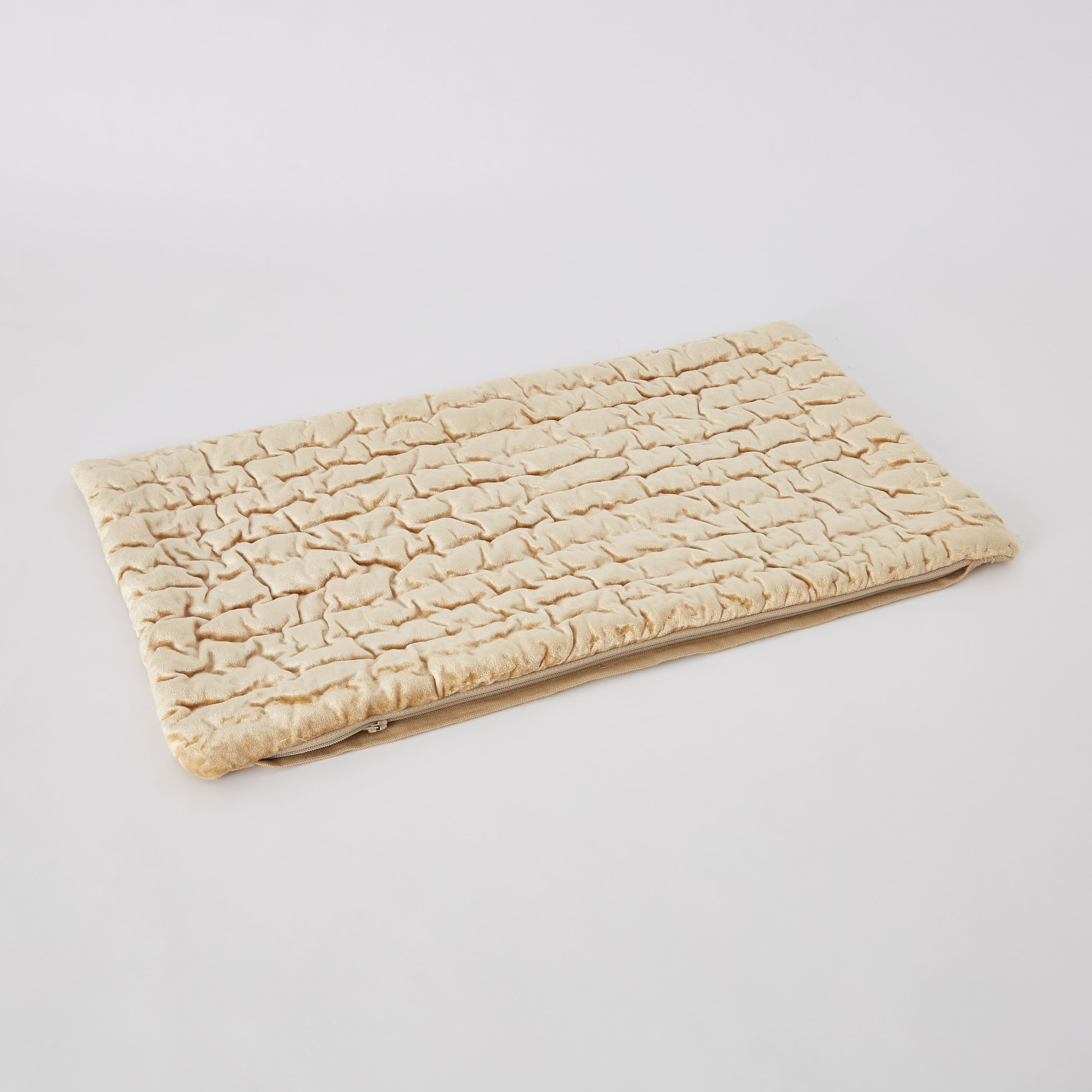وسادة محشوة مبطنة مخملية من بترا نيا - 30x50 سم-hbxlivingroom-furnishings-cushionsandcovers-filledcushions-image-6