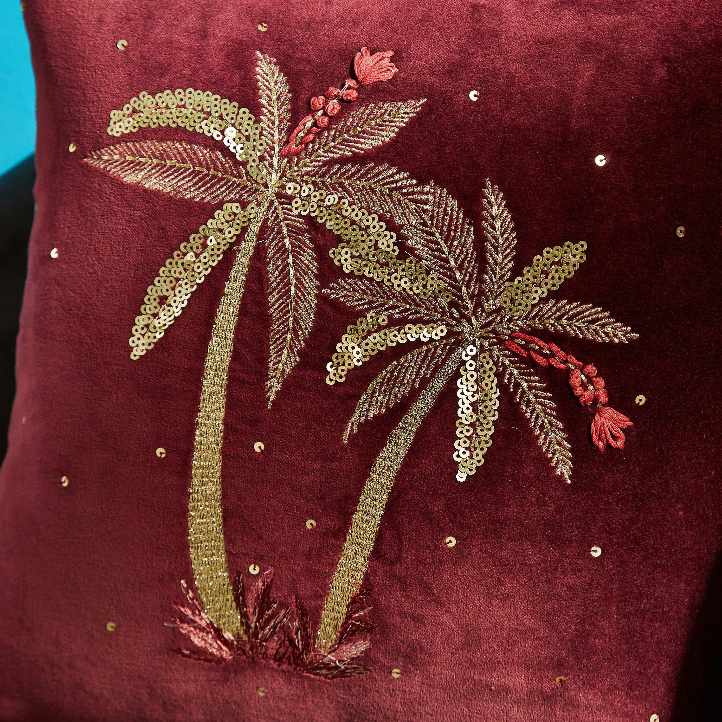وسادة محشوة مخملية مطرزة لينا من ماجيستيك - 40x40 سم-PROMO_HB_SA_SETFOR1299_270826-image-2