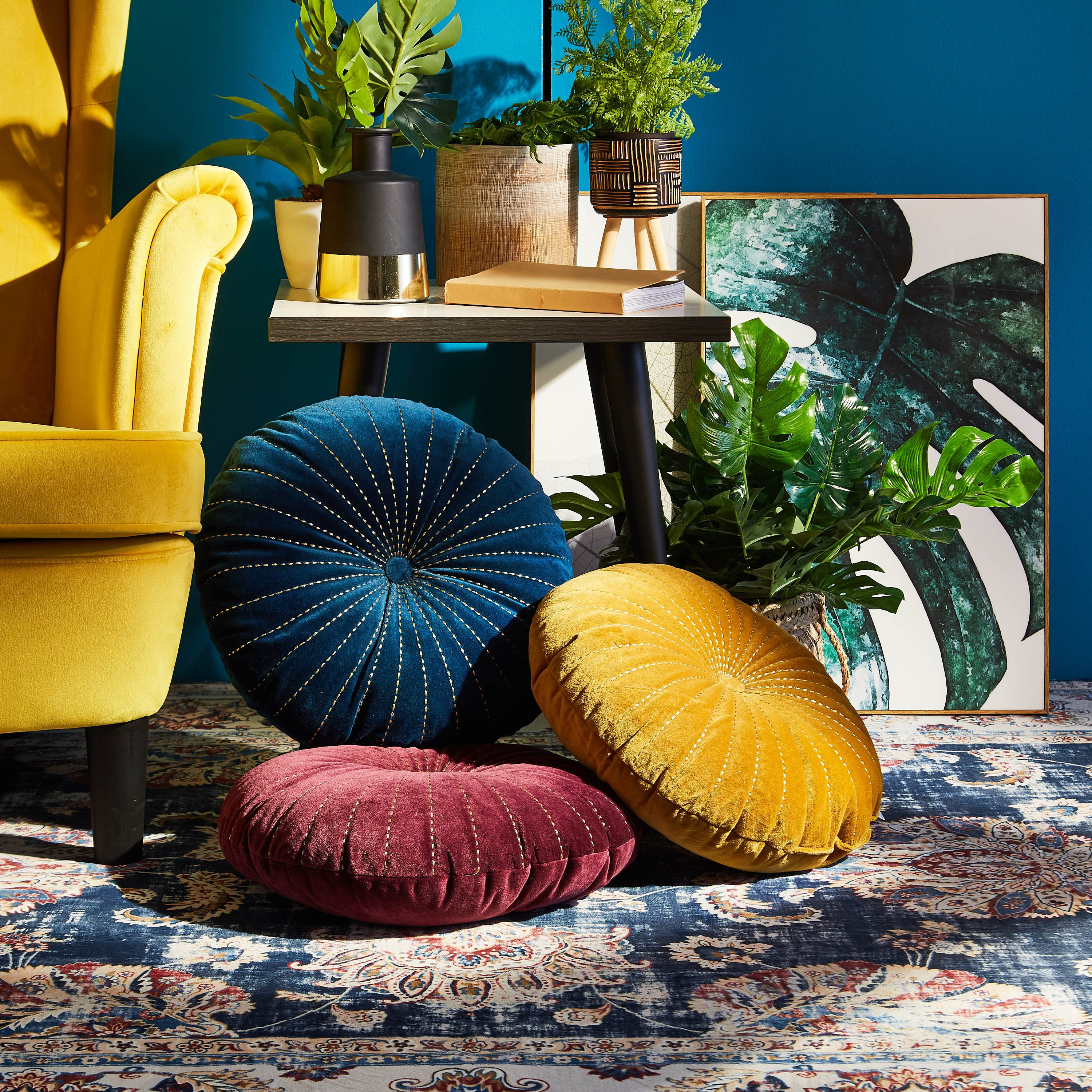 Serene Velvet Embroidered Filled Cushion - 40 cm-hbxlivingroom-furnishings-cushionsandcovers-filledcushions-image-4