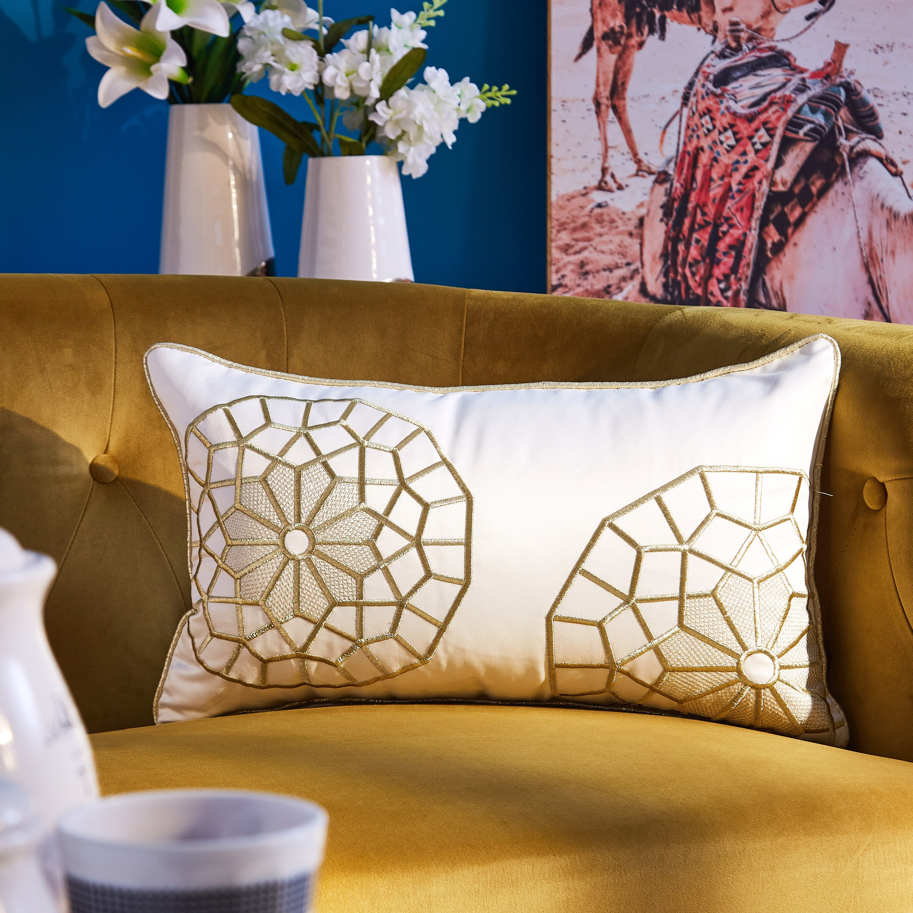 وسادة محشوة مطرزة لارا من مشربية - 30x50 سم-hbxlivingroom-furnishings-cushionsandcovers-filledcushions-image-1
