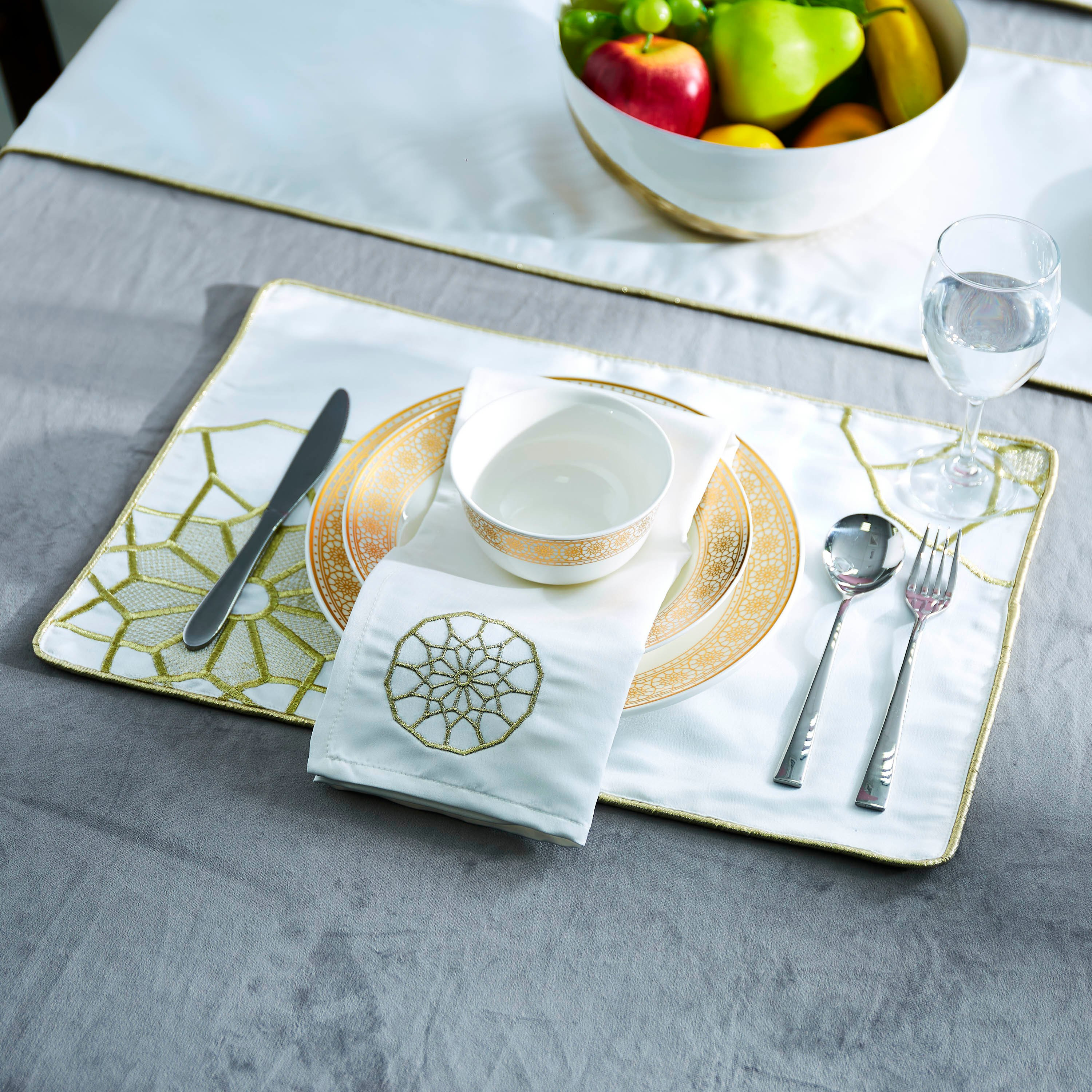 طقم لبادات صحون مطرزة من قطعتين إنايا مشربية-hbxdecorandfurnishings-homefurnishings-tablelinens-image-5