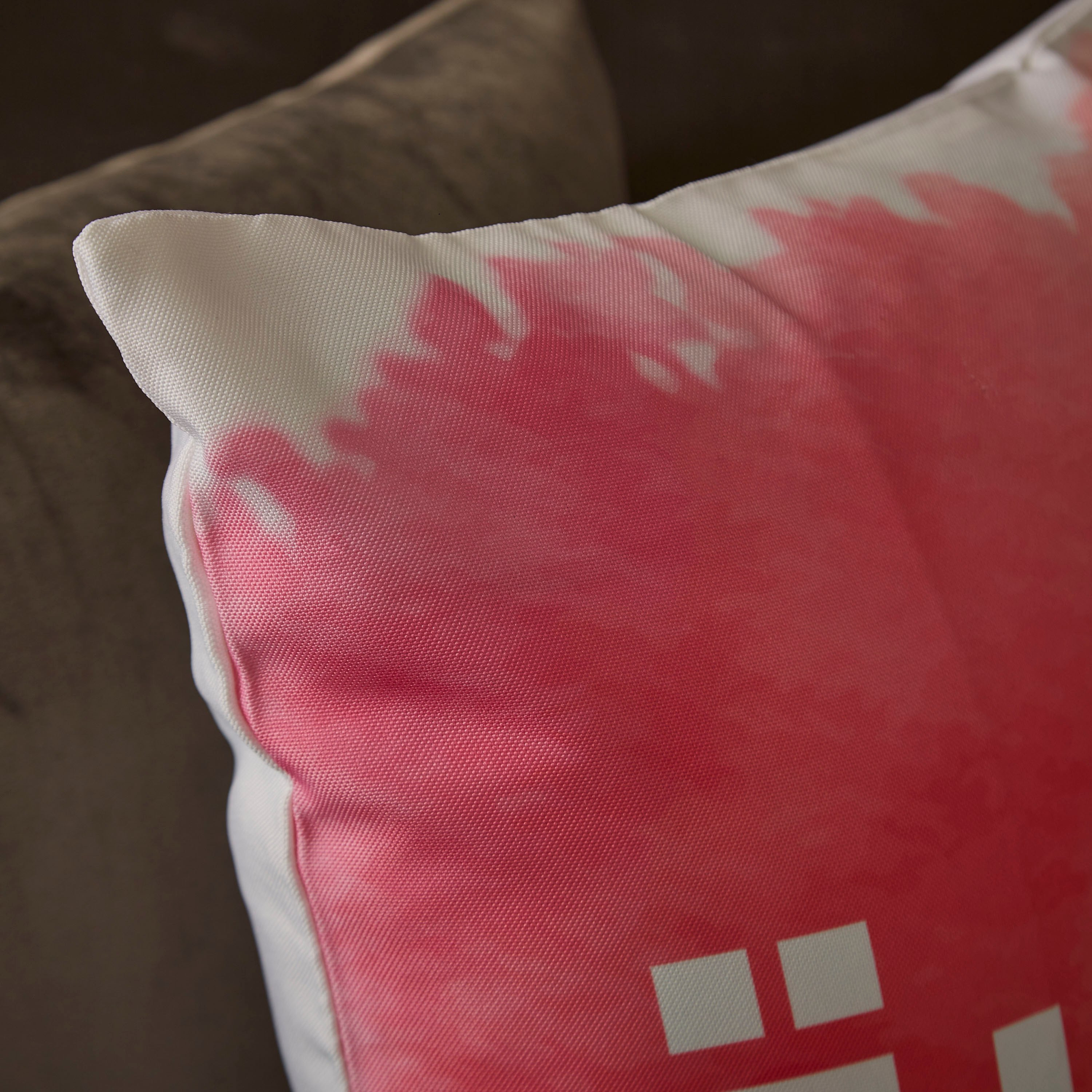 غطاء وسادة بطبعات رقمية من فرفشة وناسة- 45x45 سم-PROMO_HB_AE_B1G1_250925-image-2