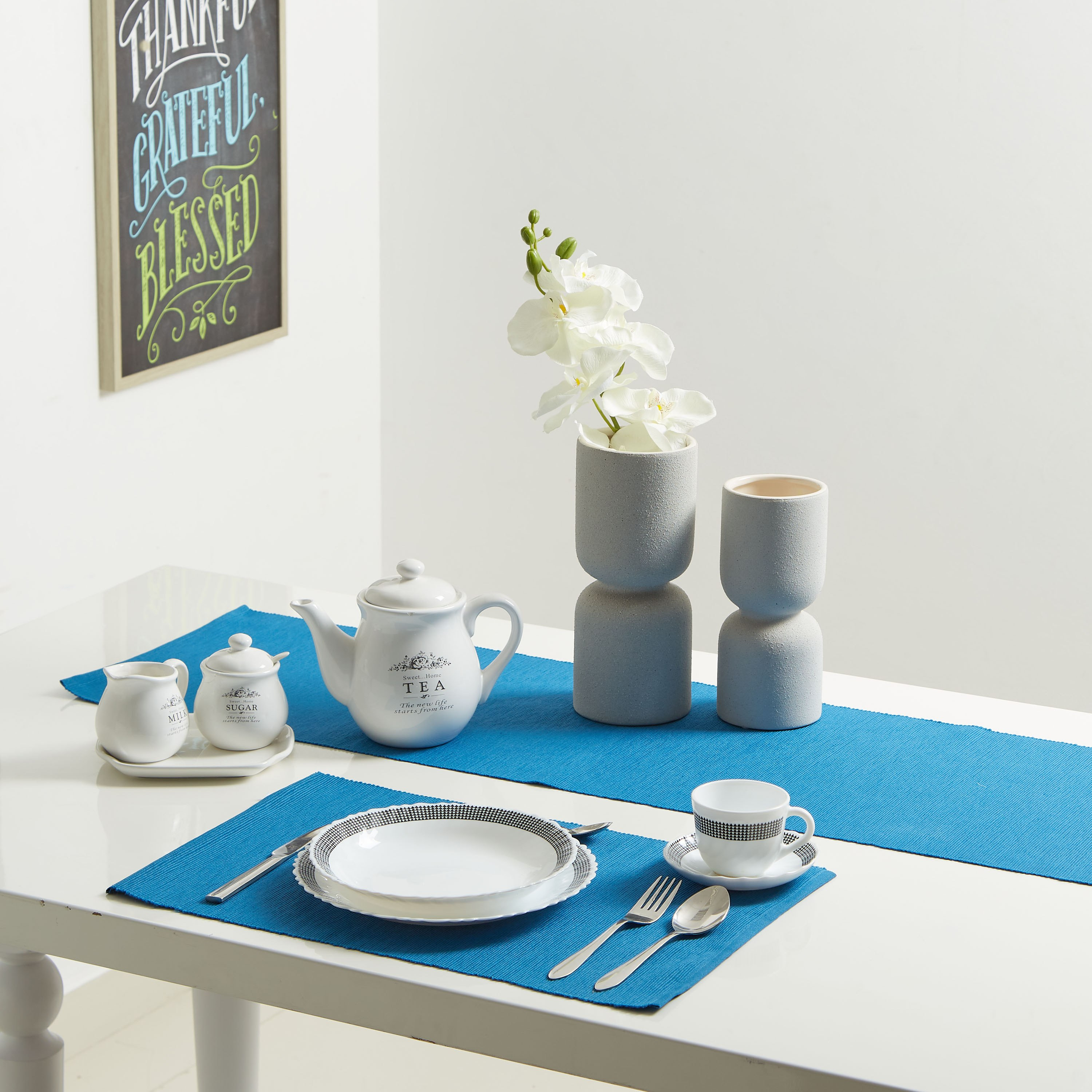 Atlanta Ribbed Runner-hbxdecorandfurnishings-homefurnishings-tablelinens-image-3