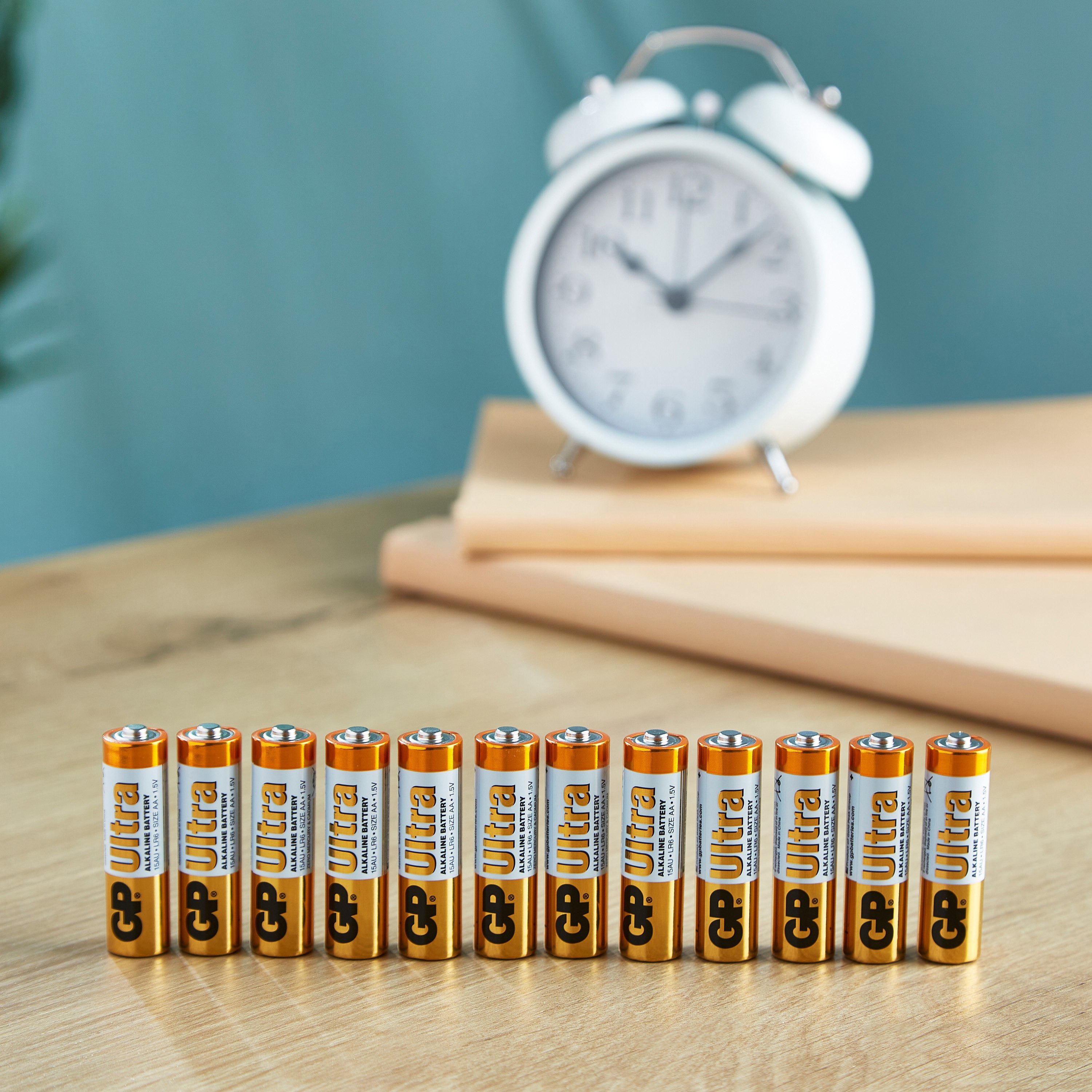 Ultra Alkaline AA Batteries - Set of 12-hbxbedroom-lighting-lightingaccessories-image-1