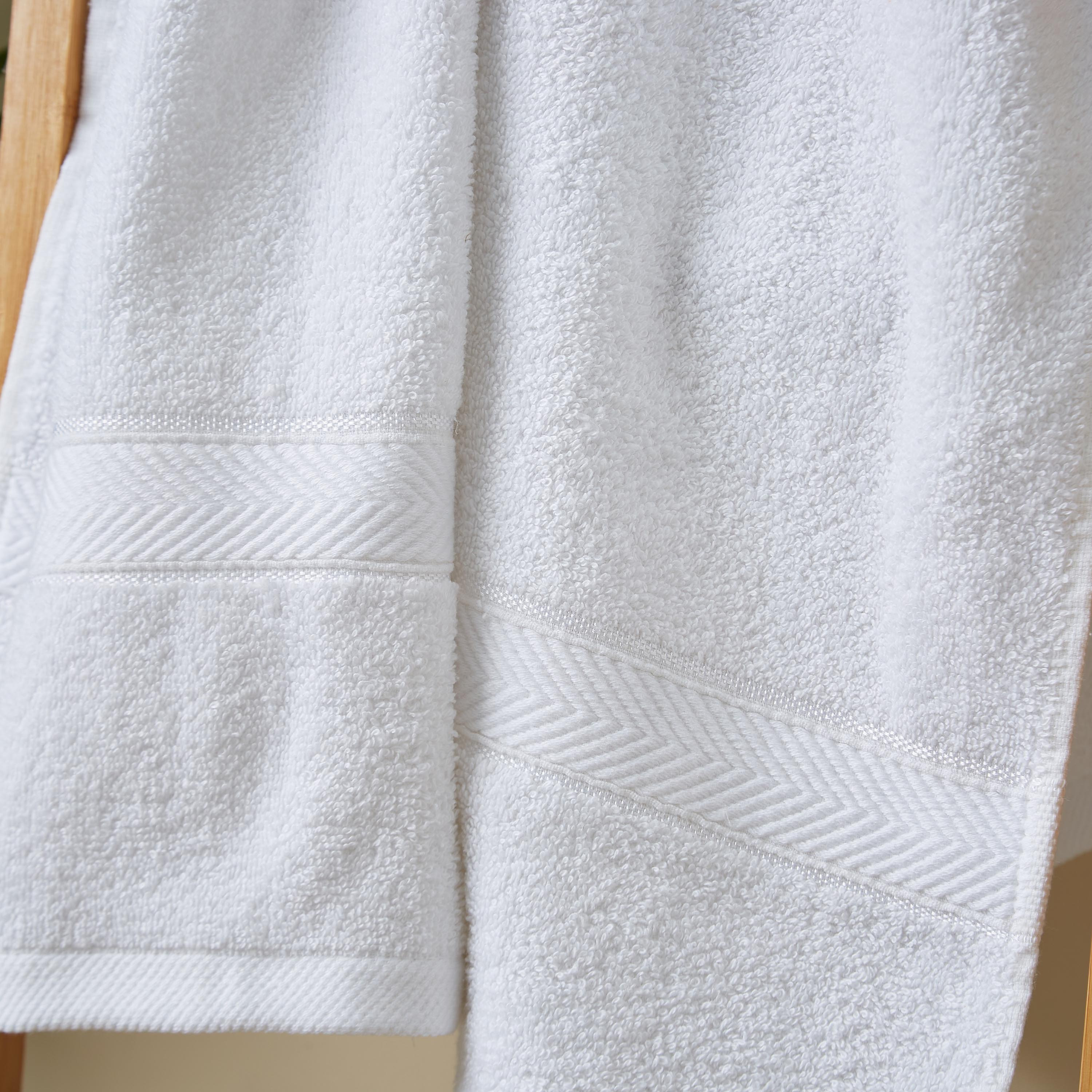 Novel Cotton Hand Towel - 68x136 cm-hbxbathroom-bathroomtextiles-image-3