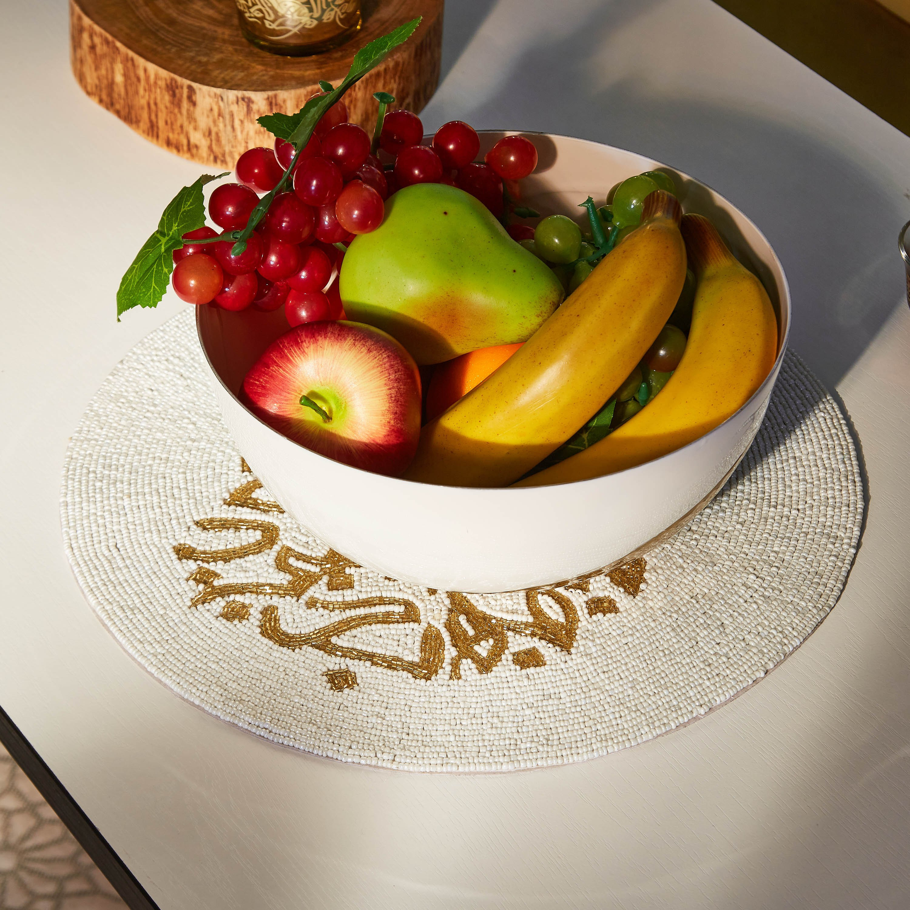 لبادة صحون مستديرة مطرزة بالخرز من حروف-hbxdecorandfurnishings-homefurnishings-tablelinens-image-2