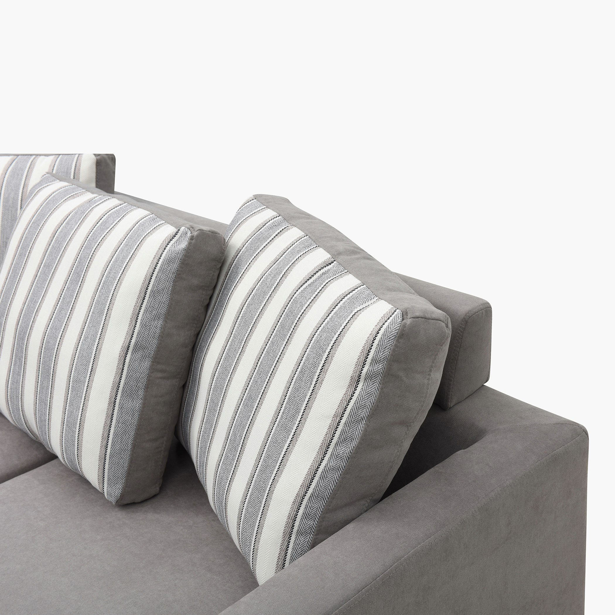 كنبة قماشية بـ 3 مقاعد و3 وسائد من فريزر-hbxlivingroom-sofasandarmchairs-sofas-image-7
