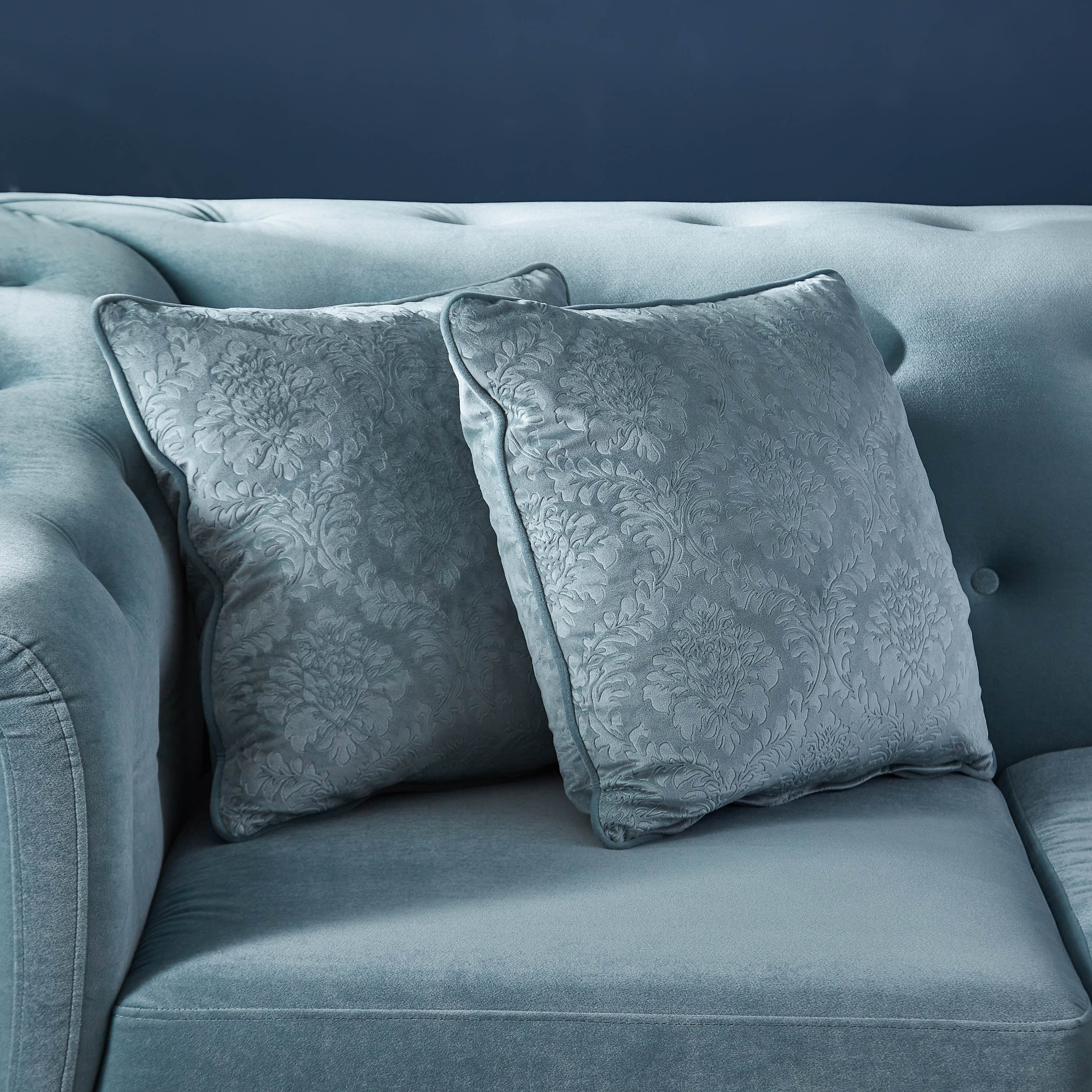كنبة مخمليّة مقعدين مع وسادتين من سندريلا-hbxlivingroom-sofasandarmchairs-sofas-image-3