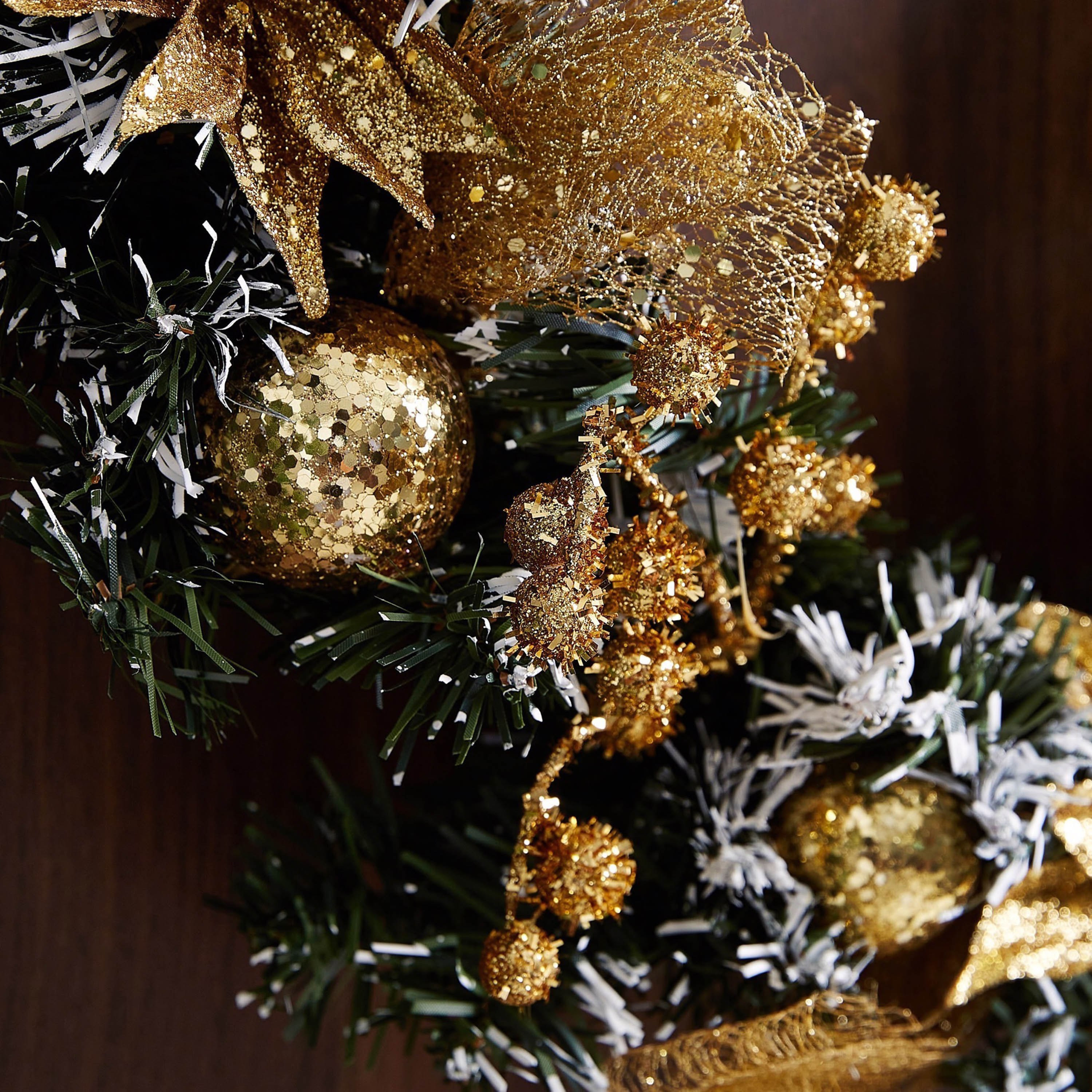 إكليل بوينسيتيا جليتر معتّم من كارول - 24 سم-hbxhomeware-hbxdecorandfurnishings-image-2