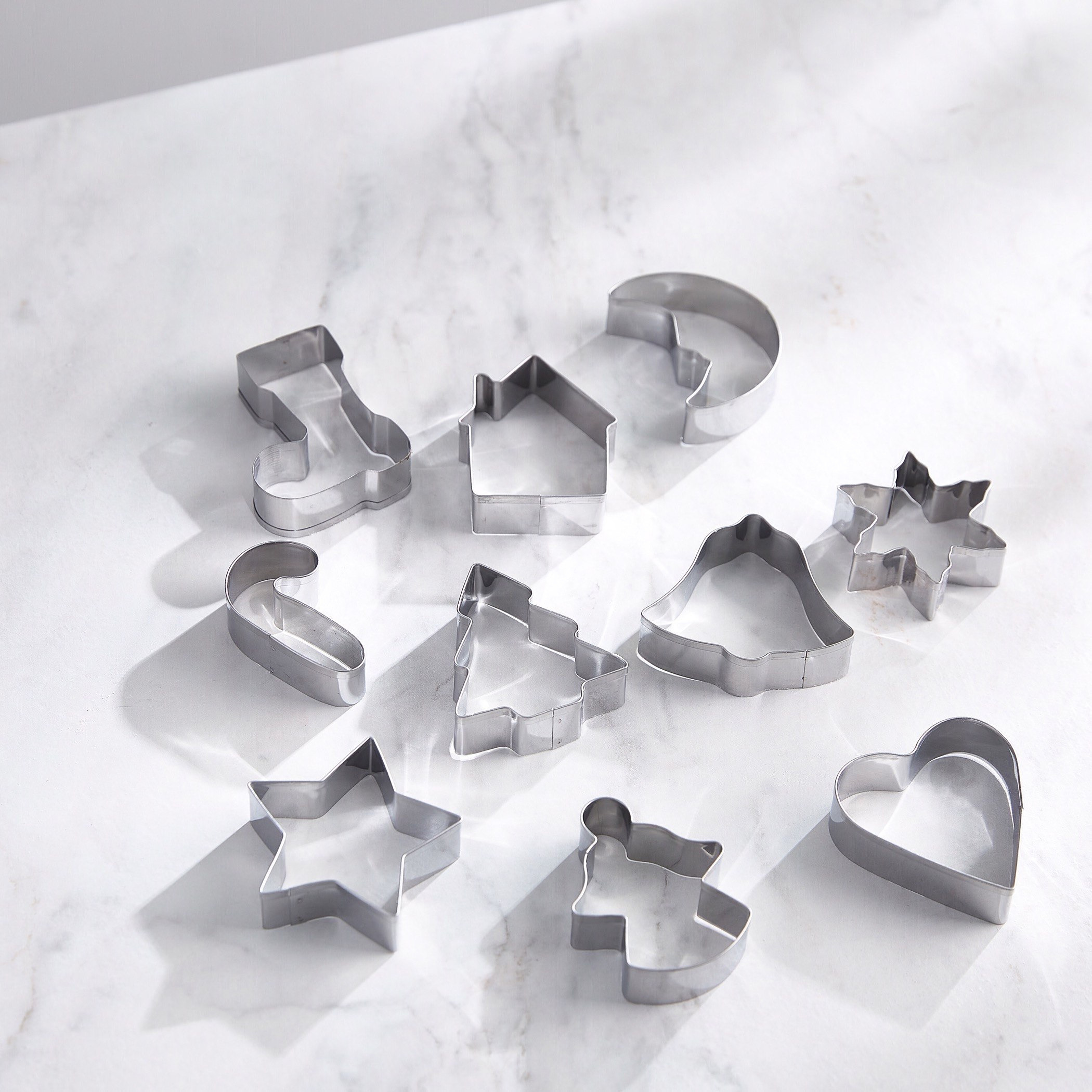 قطّاعات بسكويت ثلاثية الأبعاد 10 قطع من كارول- 8x2 سم-hbxkitchen-bakeware-image-1