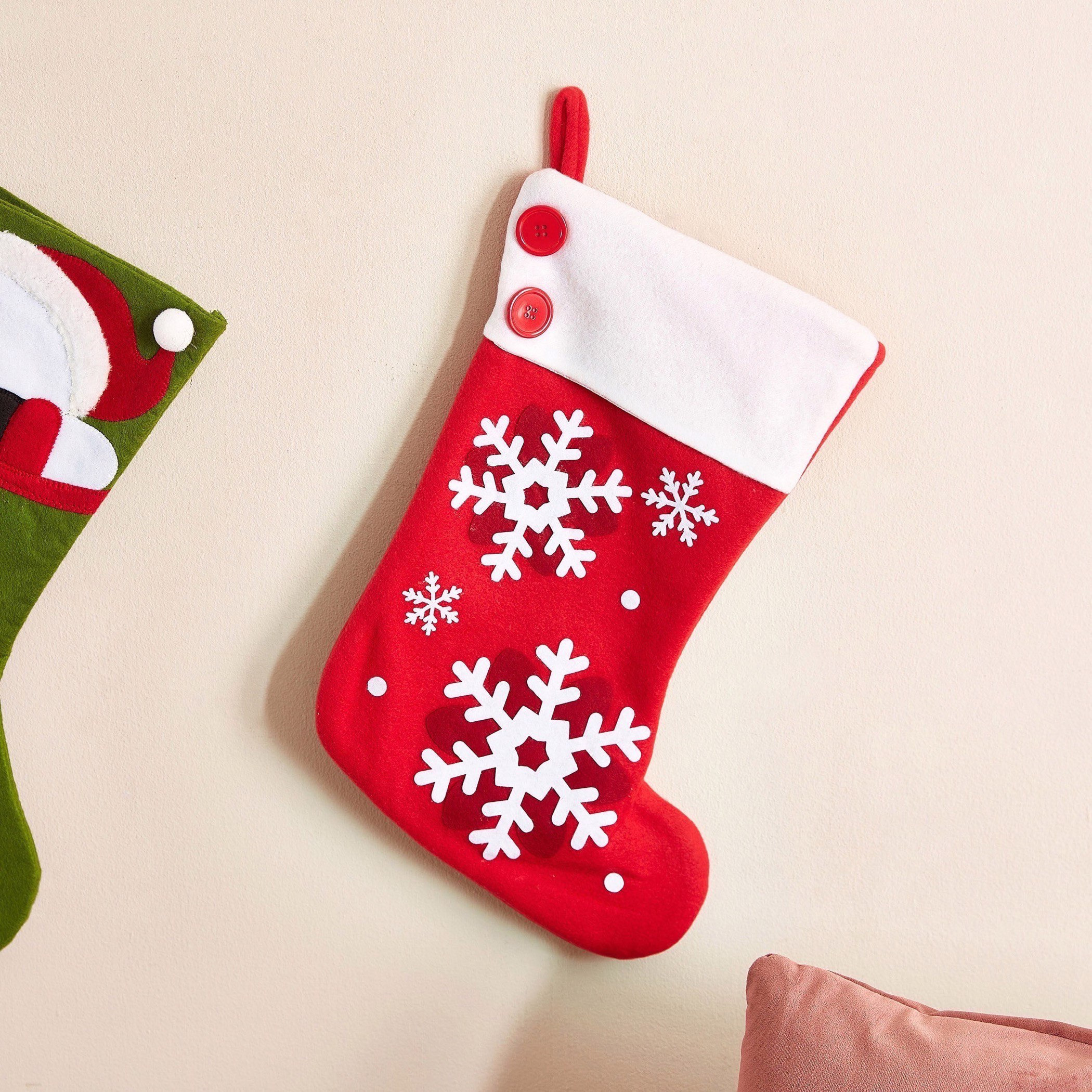 Carol Stocking with Snowflake-PROMO_HB_AE_B1G1_250925-image-1