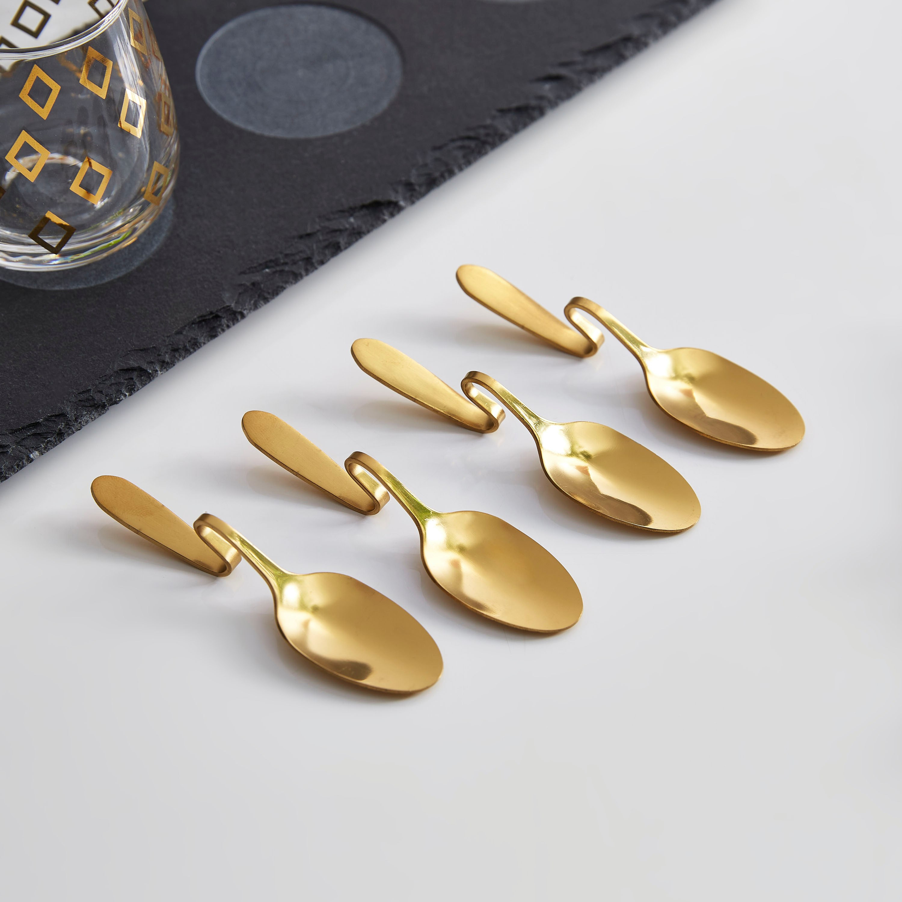 طقم صينيّة وأوعية تحلية 9 قطع من فيست-hbxhomeware-hbxkitchen-image-3
