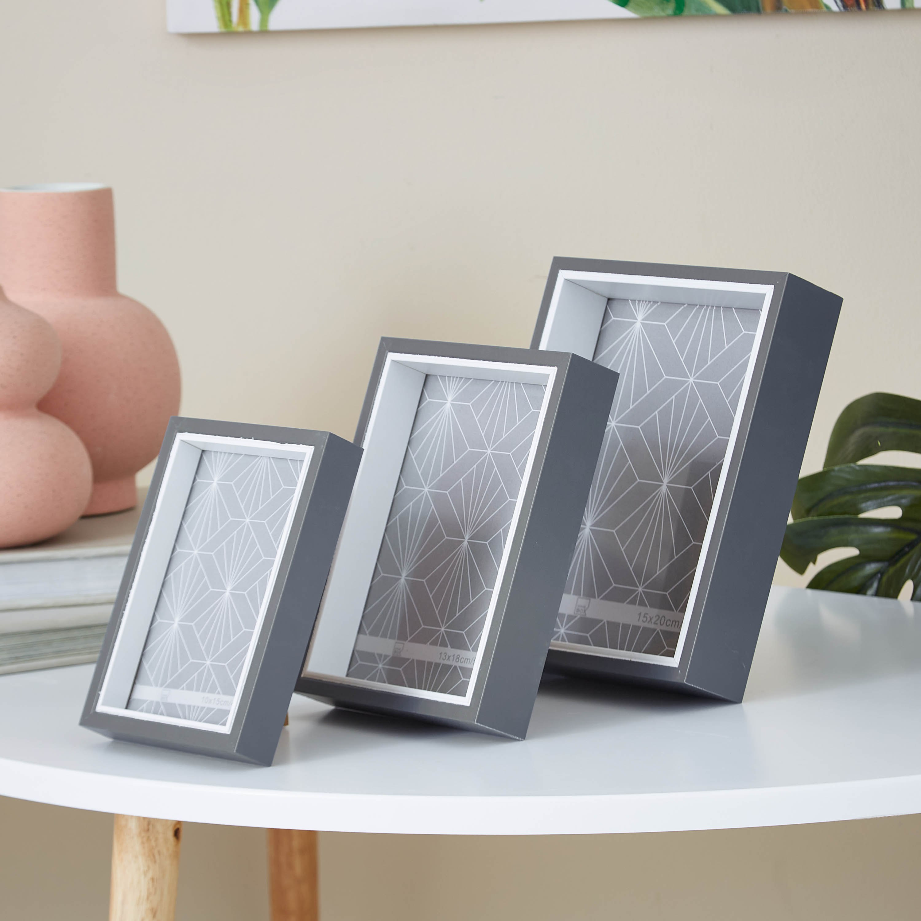 برواز صور من كييرا - طقم من 3 قطع-hbxbedroom-decorandaccessories-photoframes-image-1