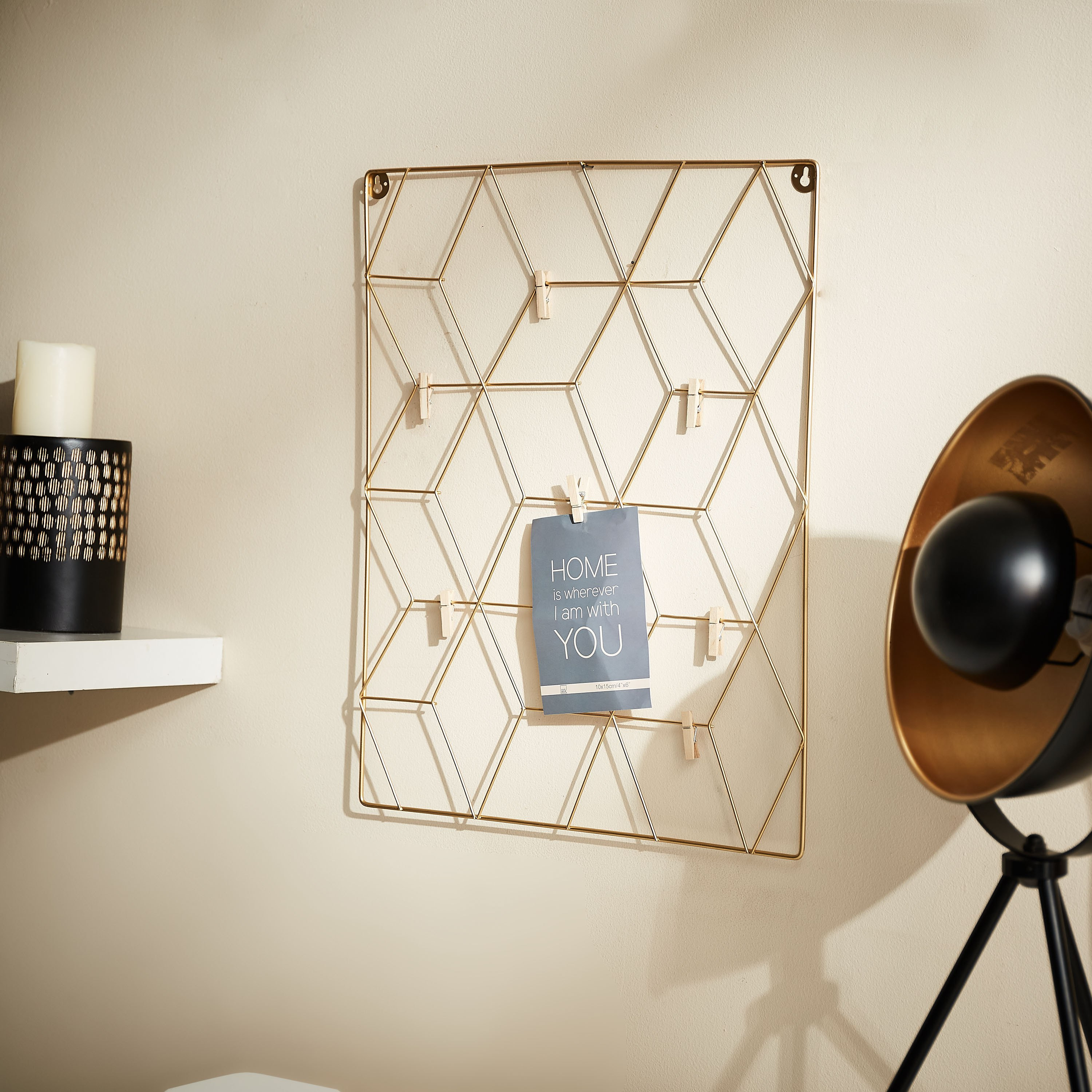 برواز صور معدني بشبكة من كييرا - 40x50 سم-hbxbedroom-decorandaccessories-photoframes-image-2