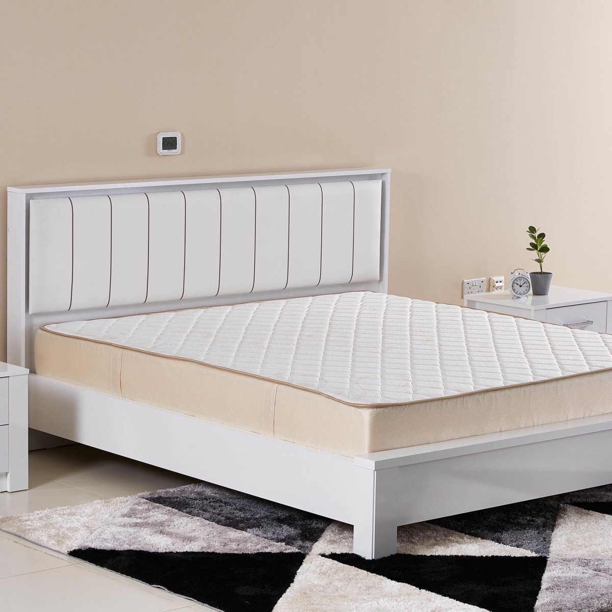 مرتبة فيسكو ميموري فوم ونوابض حلزونية من آي سبينيوبيديك - 150x200x24 سم-hbxbedroom-mattresses-queen-image-7
