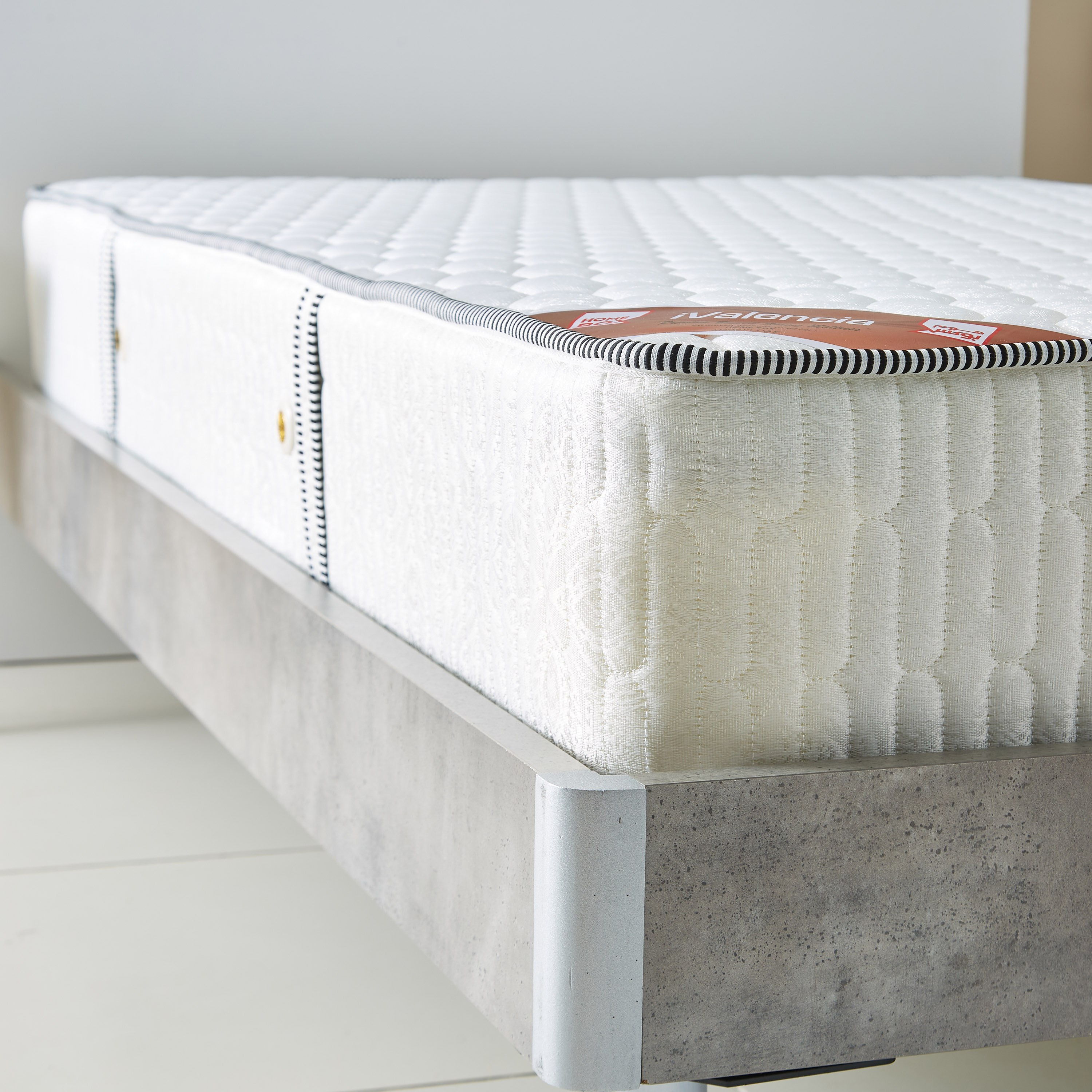iValencia Twin Bonnell Spring Mattress - 120x200x22 cm-hbxfurniture-mattresses-twin-image-6