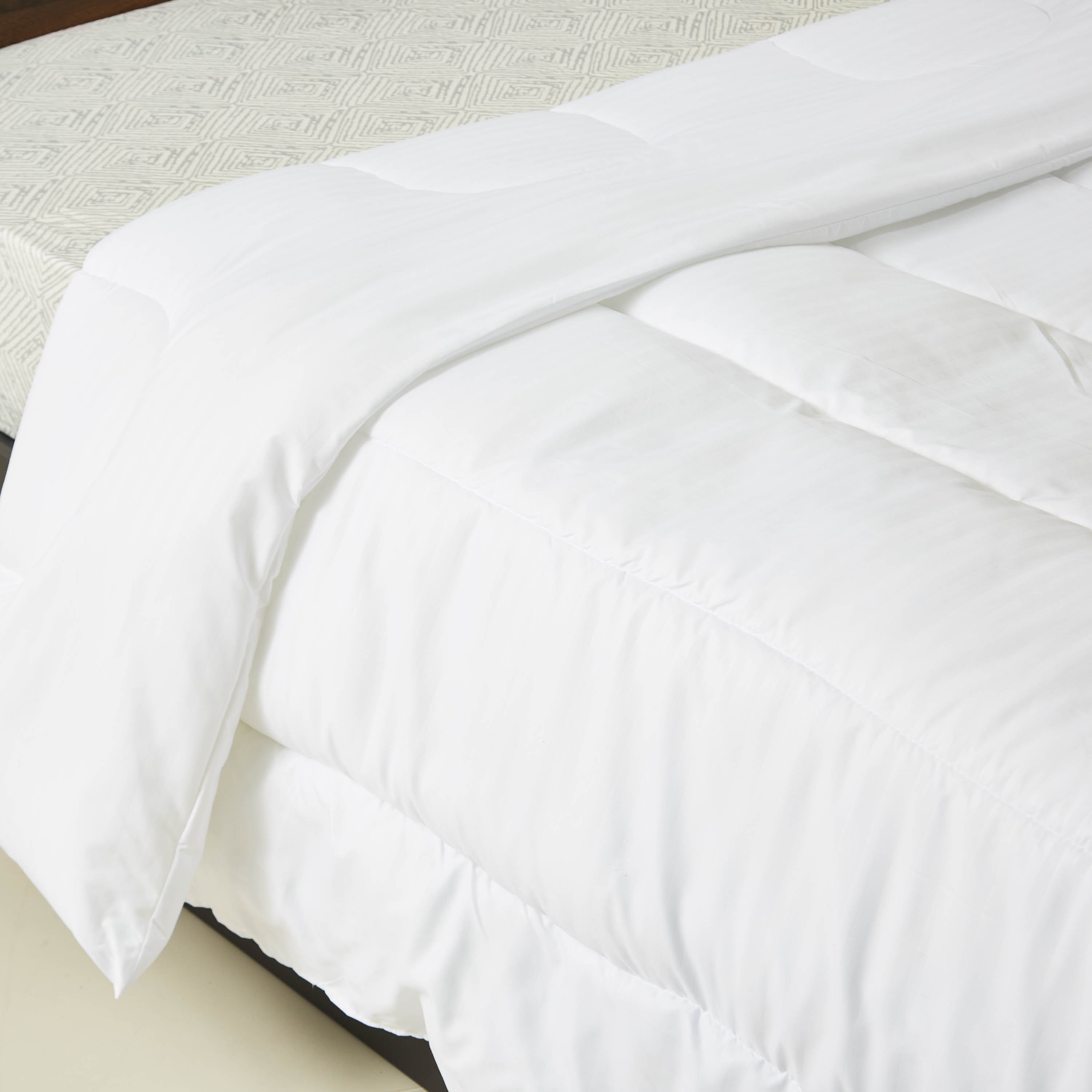 Hilton Super King Duvet - 240x220 cm-hbxdecorandfurnishings-bedding-duvetsandpillows-image-3