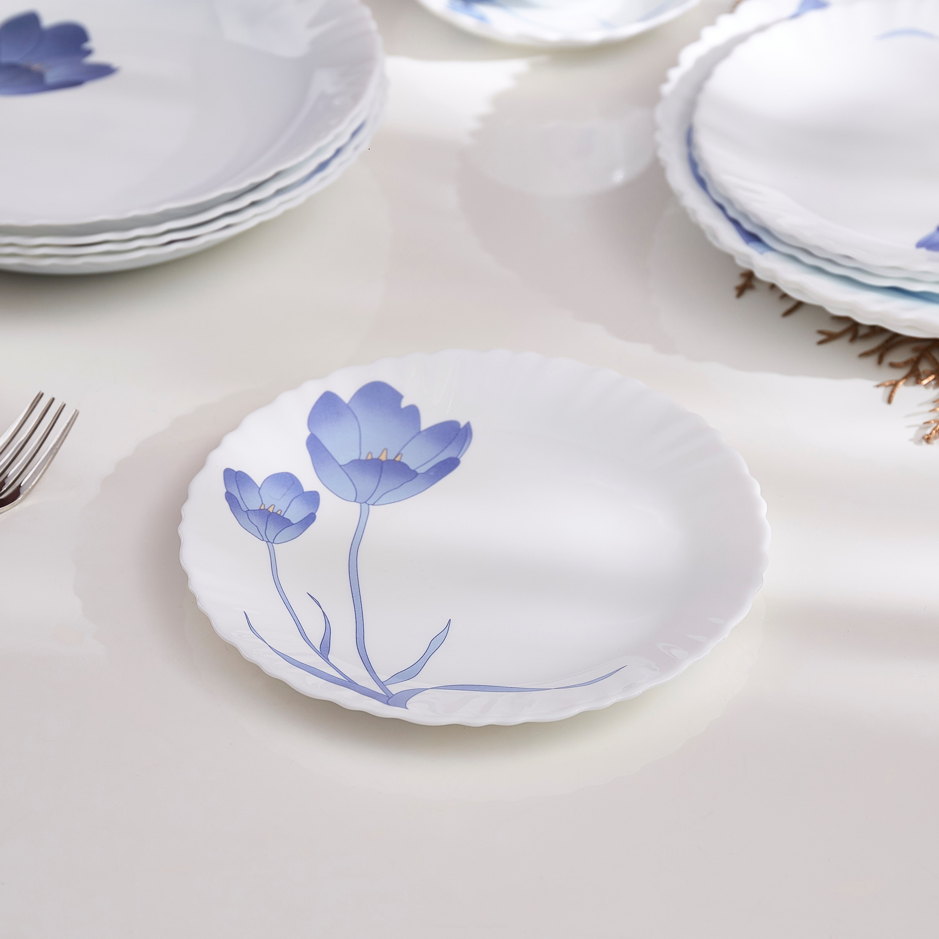 طقم مستلزمات مائدة أوبال وير بلو تيوليب 20 قطعة من آيفوري-hbxhomeware-hbxkitchen-image-4