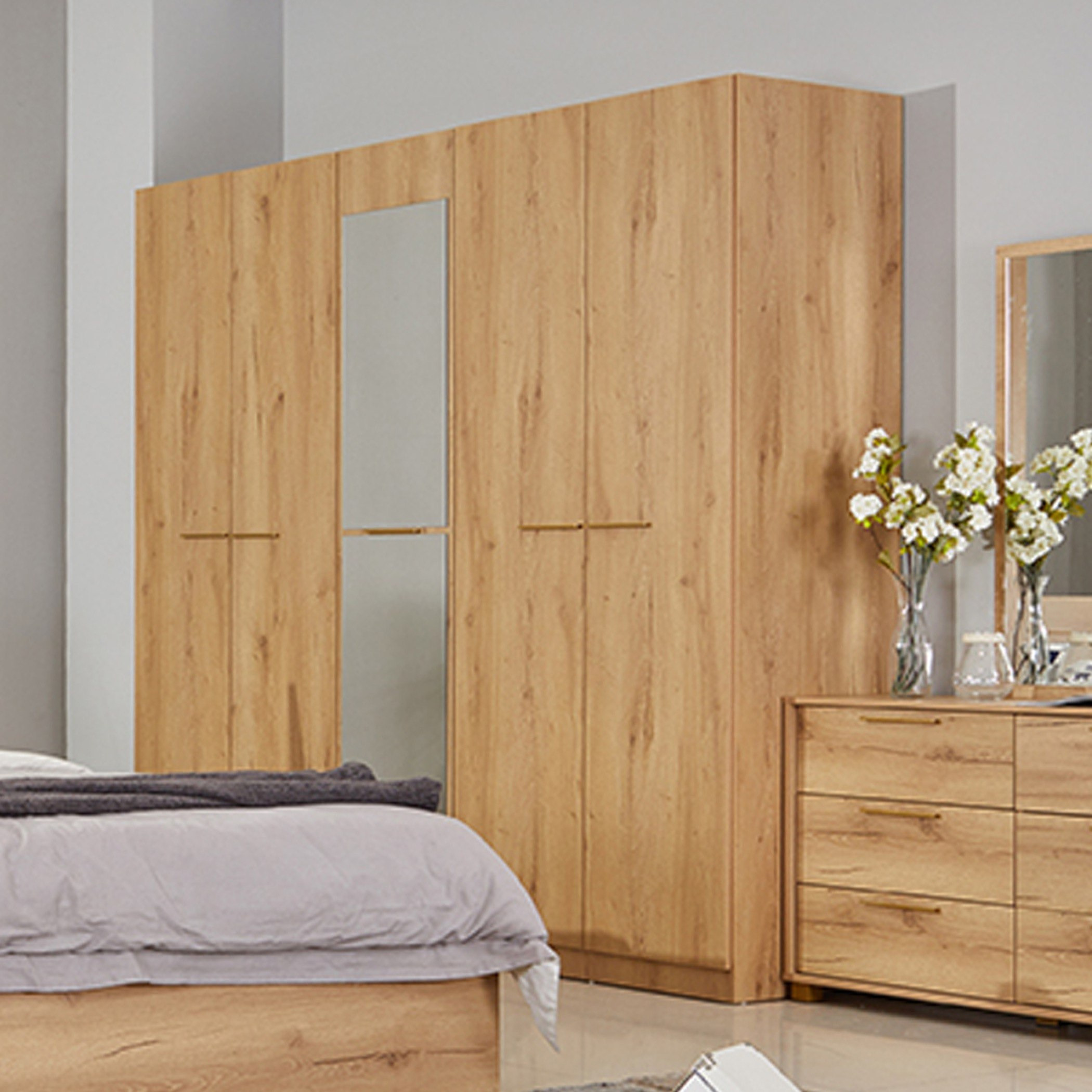 خزانة ملابس 5 أبواب ومرآة من برايتن-hbxfurniture-wardrobes-image-1