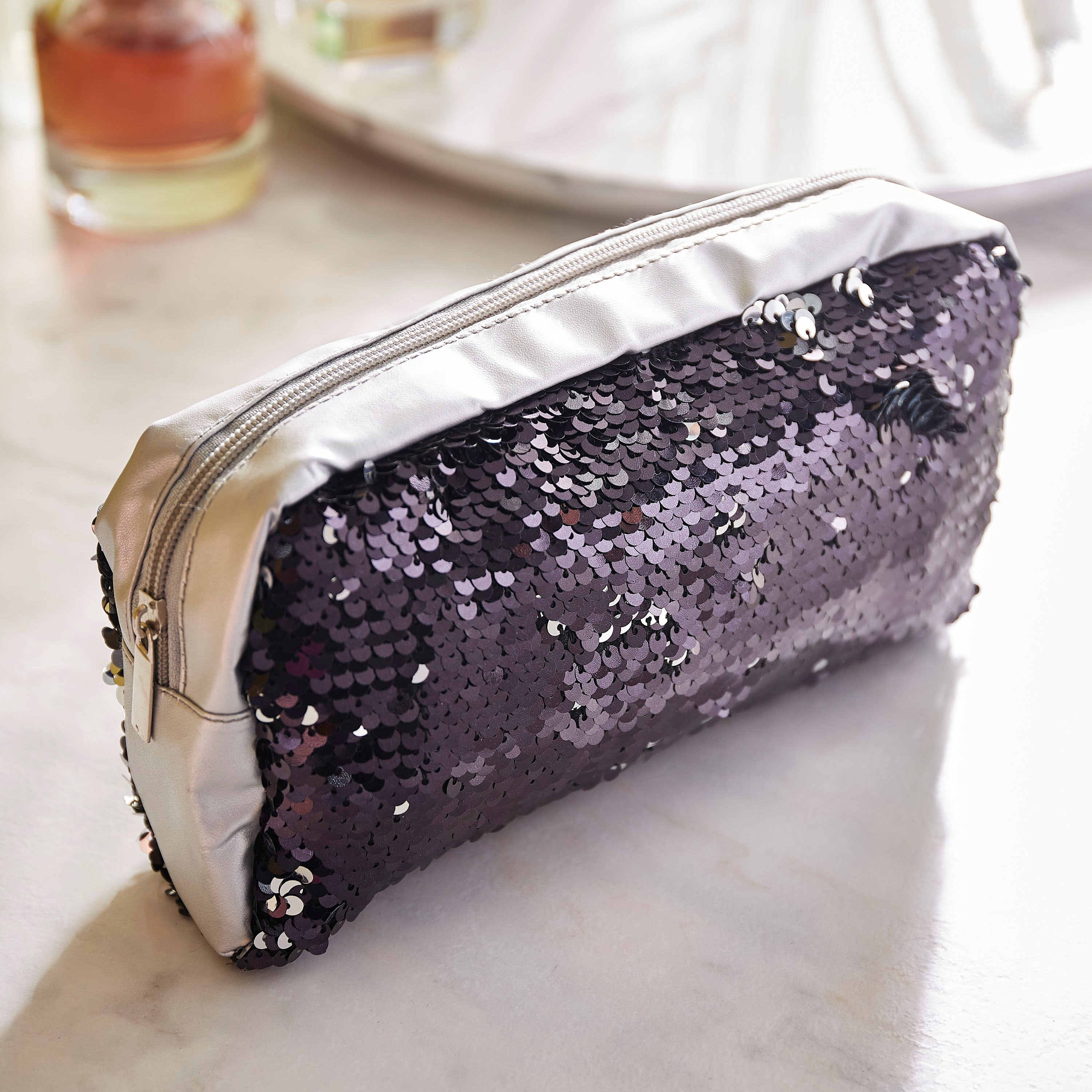 شنطة مزينة بالترتر كريج من أتش بي أس أو-hbxdecorandfurnishings-travelaccessories-bagsandbackpacks-image-2