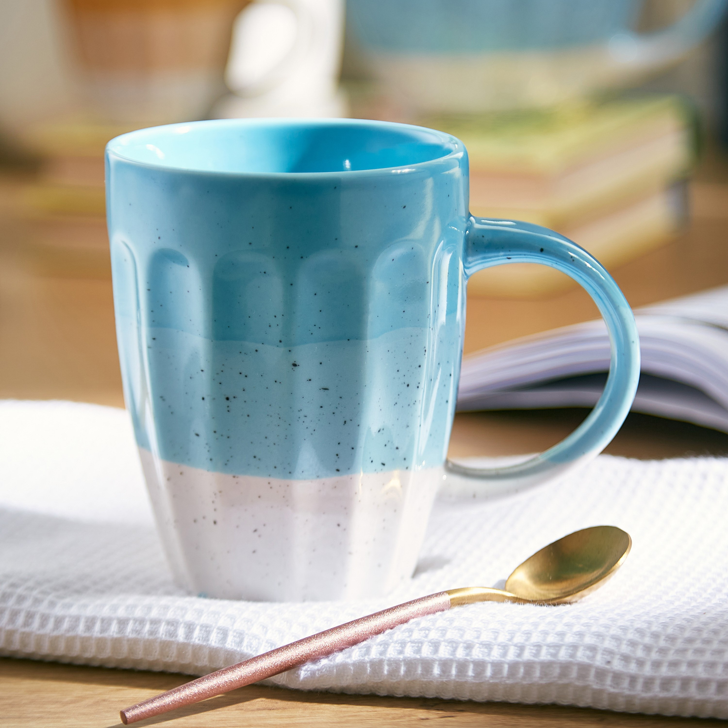 مج سيراميك منقوش من جالكسيا - 320 مل-hbxhomeware-hbxkitchen-image-1